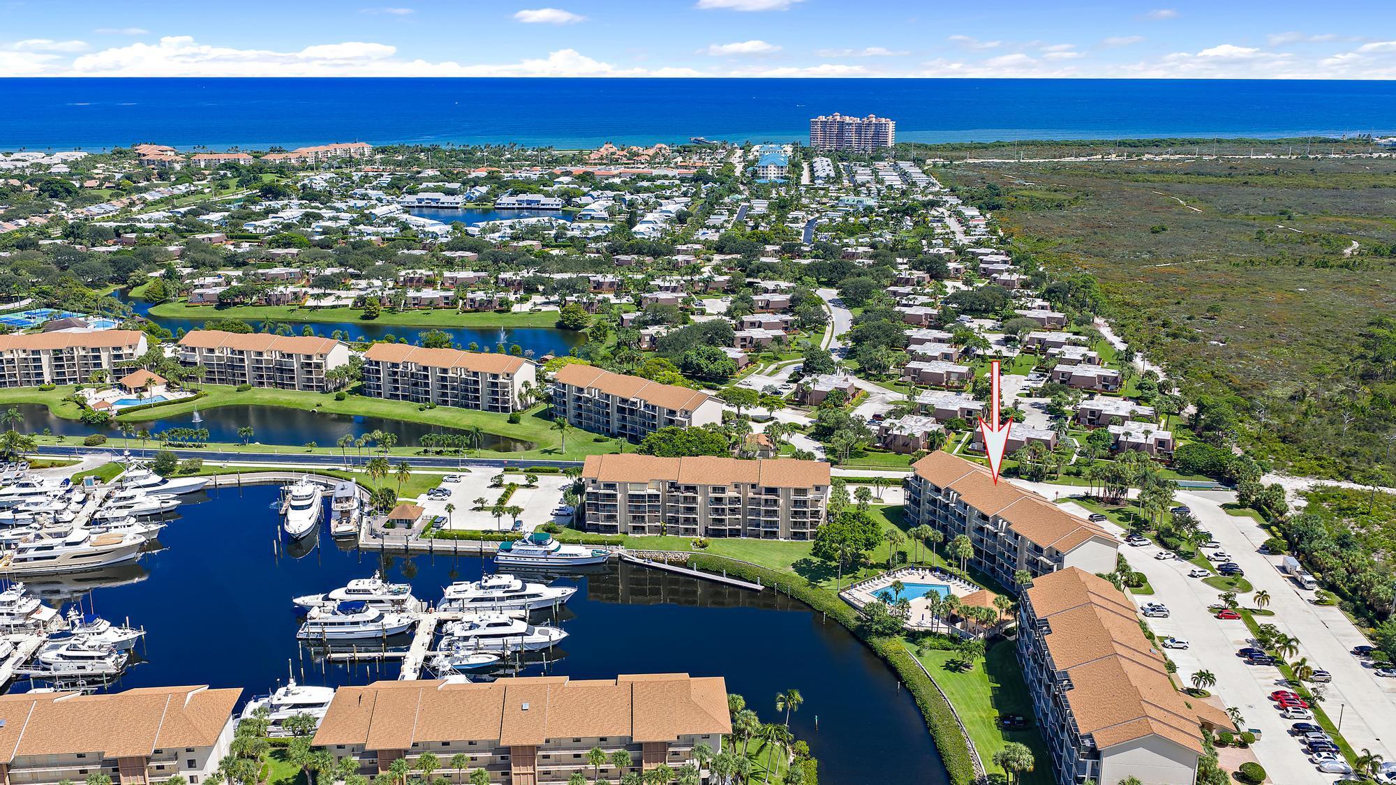 1201 Seafarer Cir #205 Jupiter, FL 33477