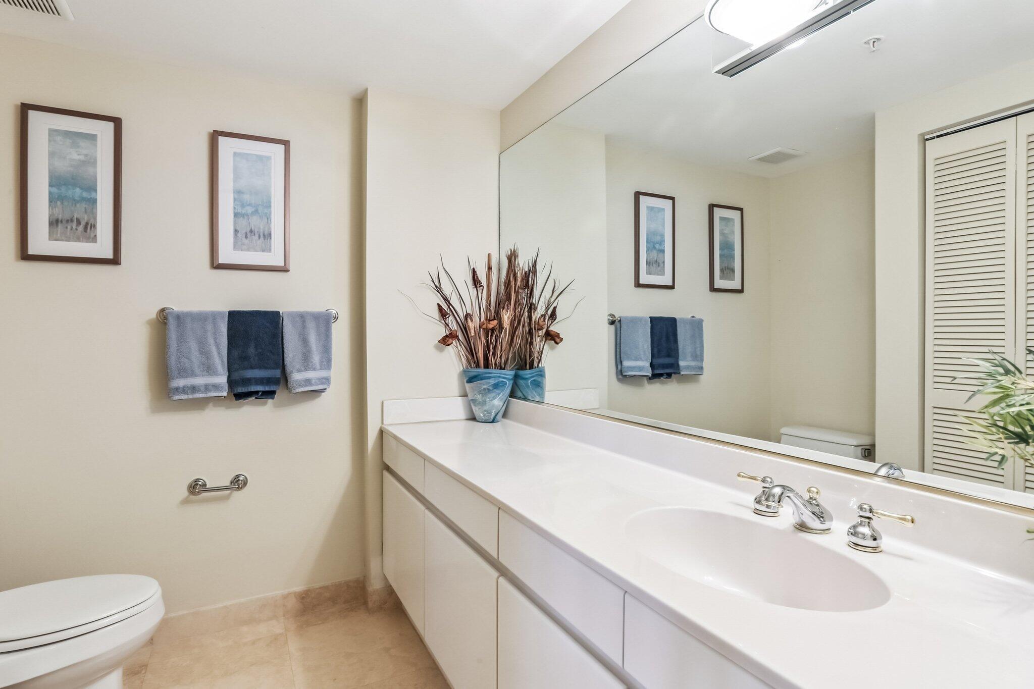 1800 Sunset Harbou Dr #6 Miami Beach, FL 33139