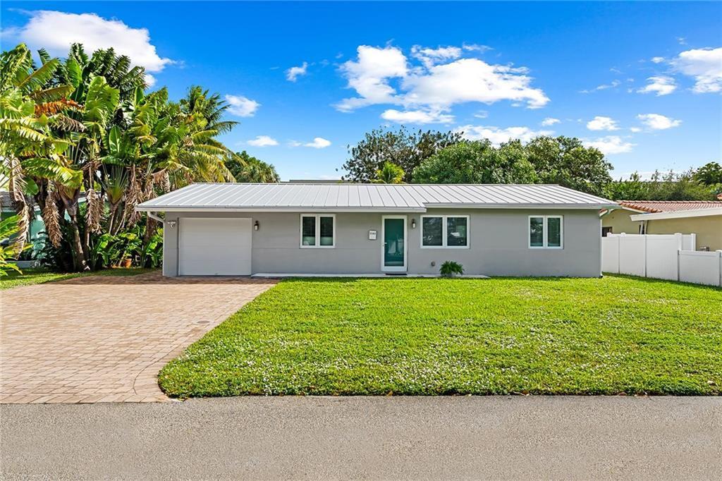 2360 NE 15th Ter
