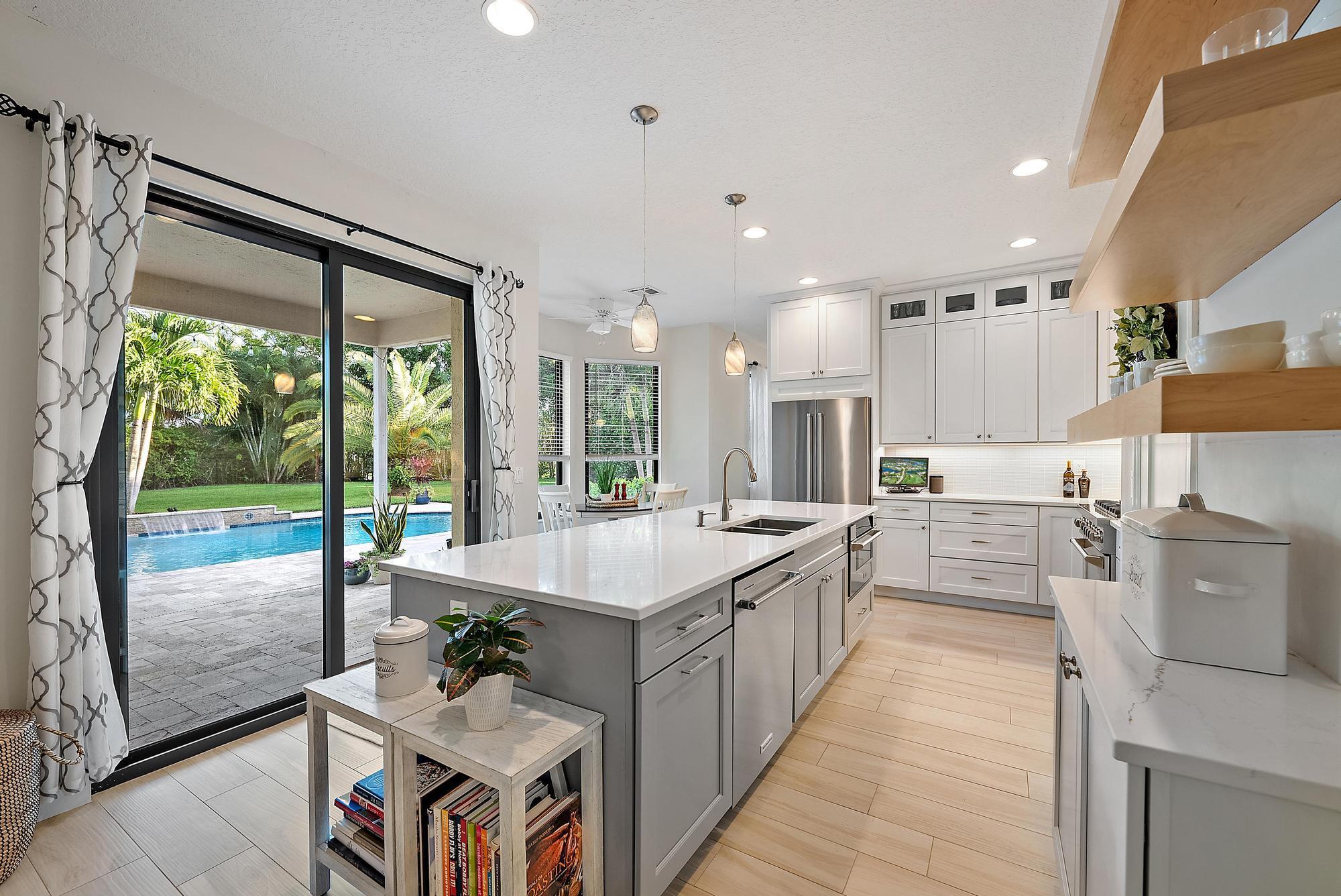 495 Pelican Ln Jupiter, FL 33458