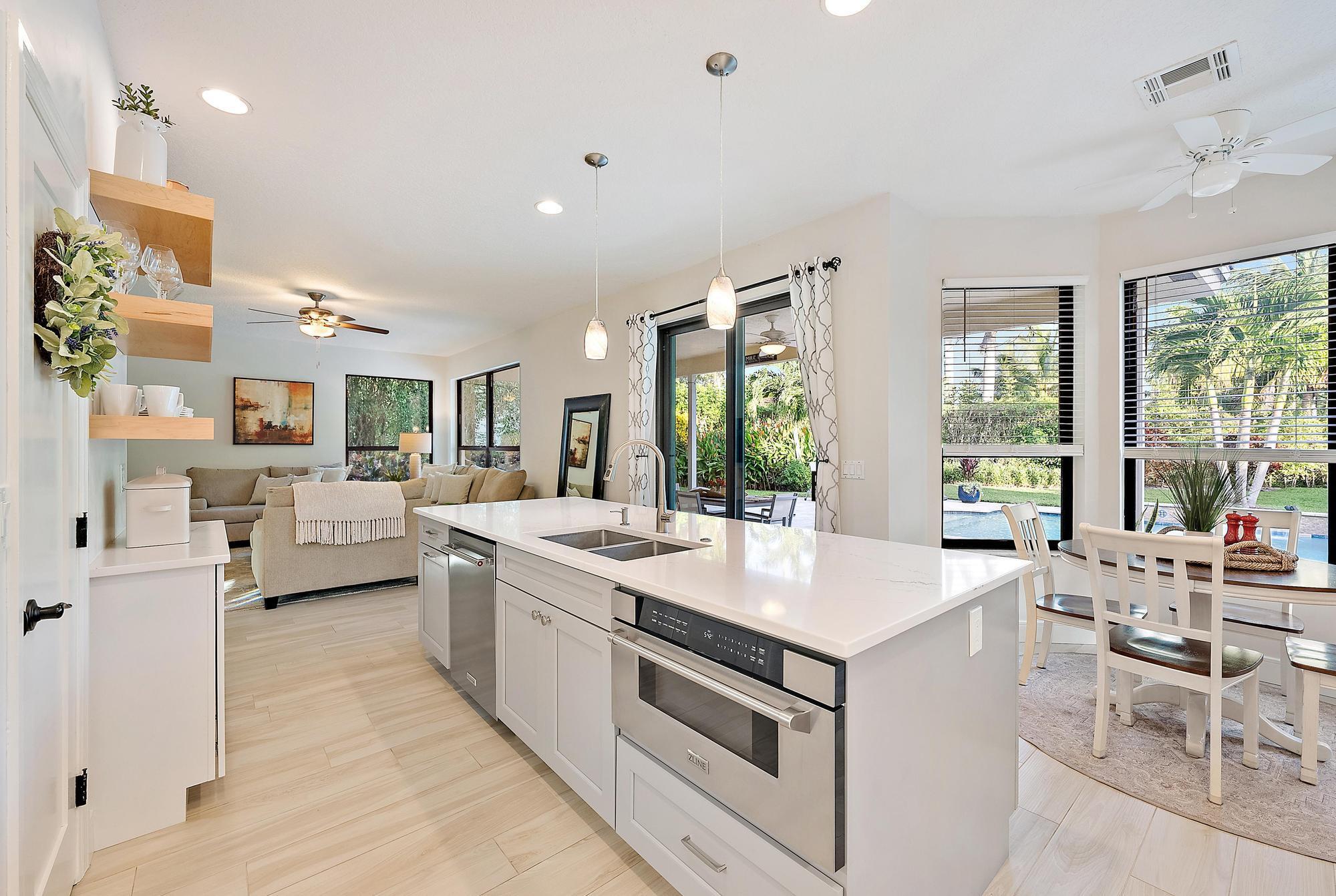 495 Pelican Ln Jupiter, FL 33458