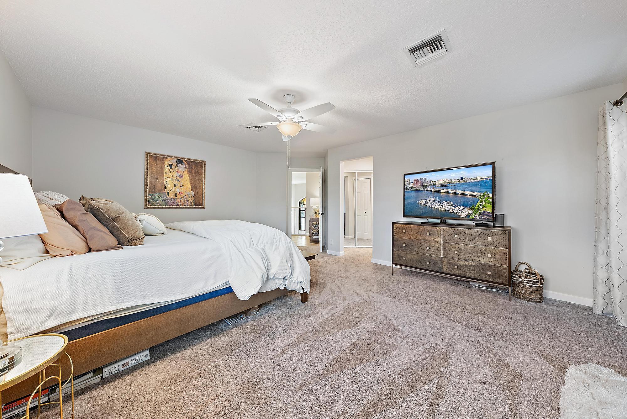 495 Pelican Ln Jupiter, FL 33458