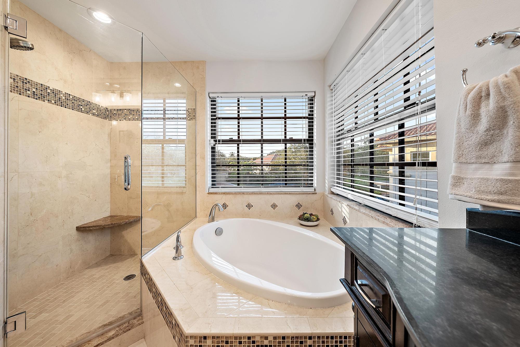 495 Pelican Ln Jupiter, FL 33458