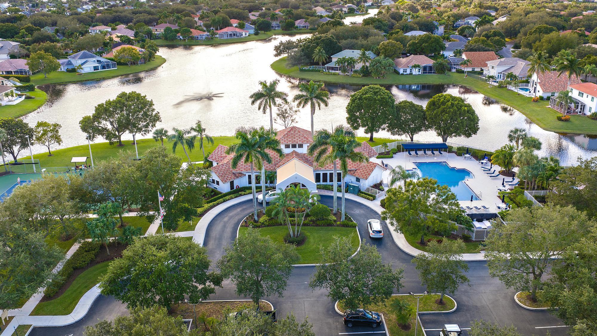 495 Pelican Ln Jupiter, FL 33458