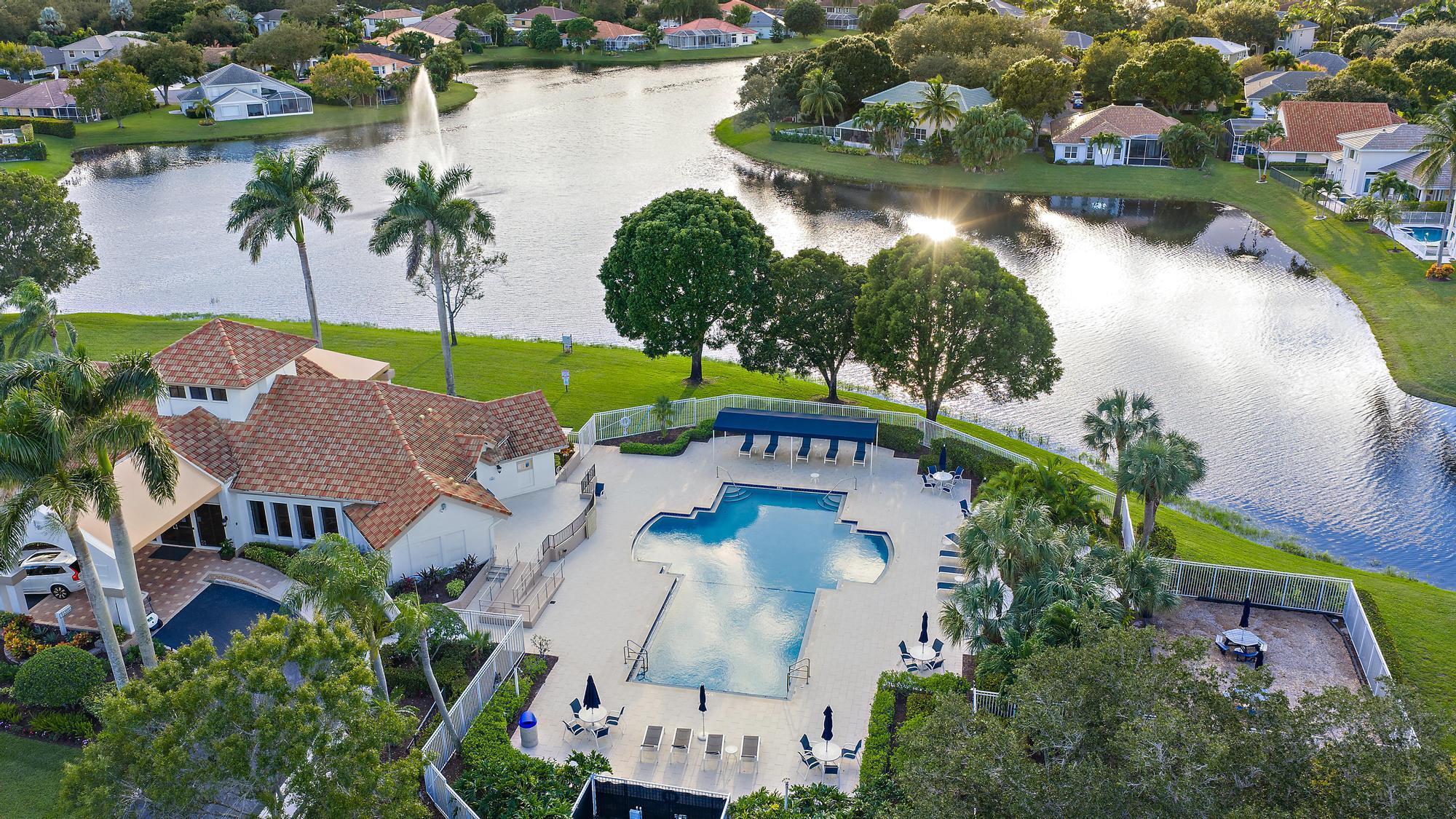 495 Pelican Ln Jupiter, FL 33458