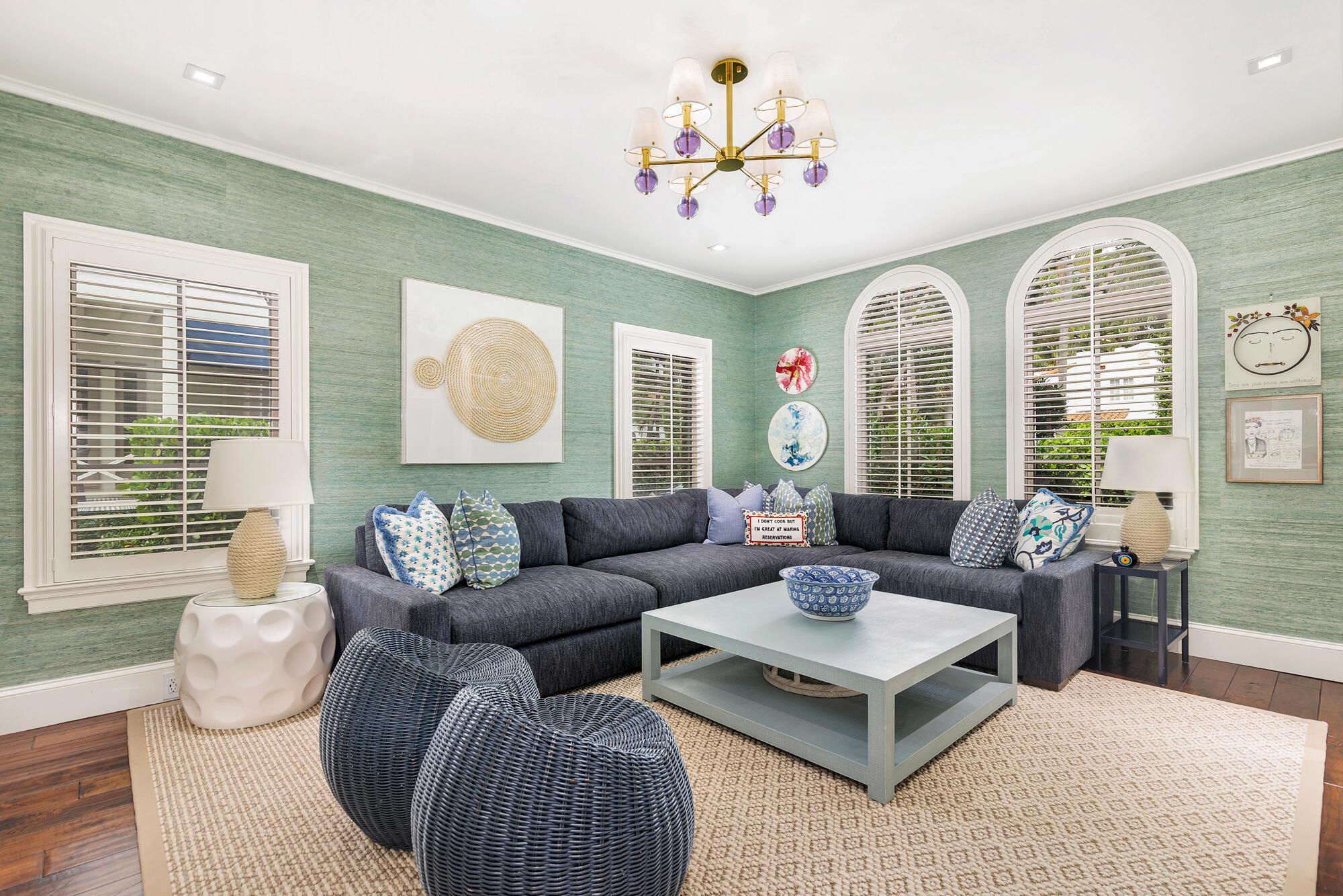 256/262 Cordova Rd West Palm Beach, FL 33401