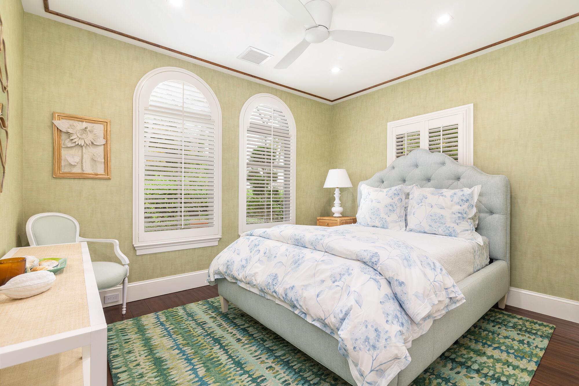 256/262 Cordova Rd West Palm Beach, FL 33401