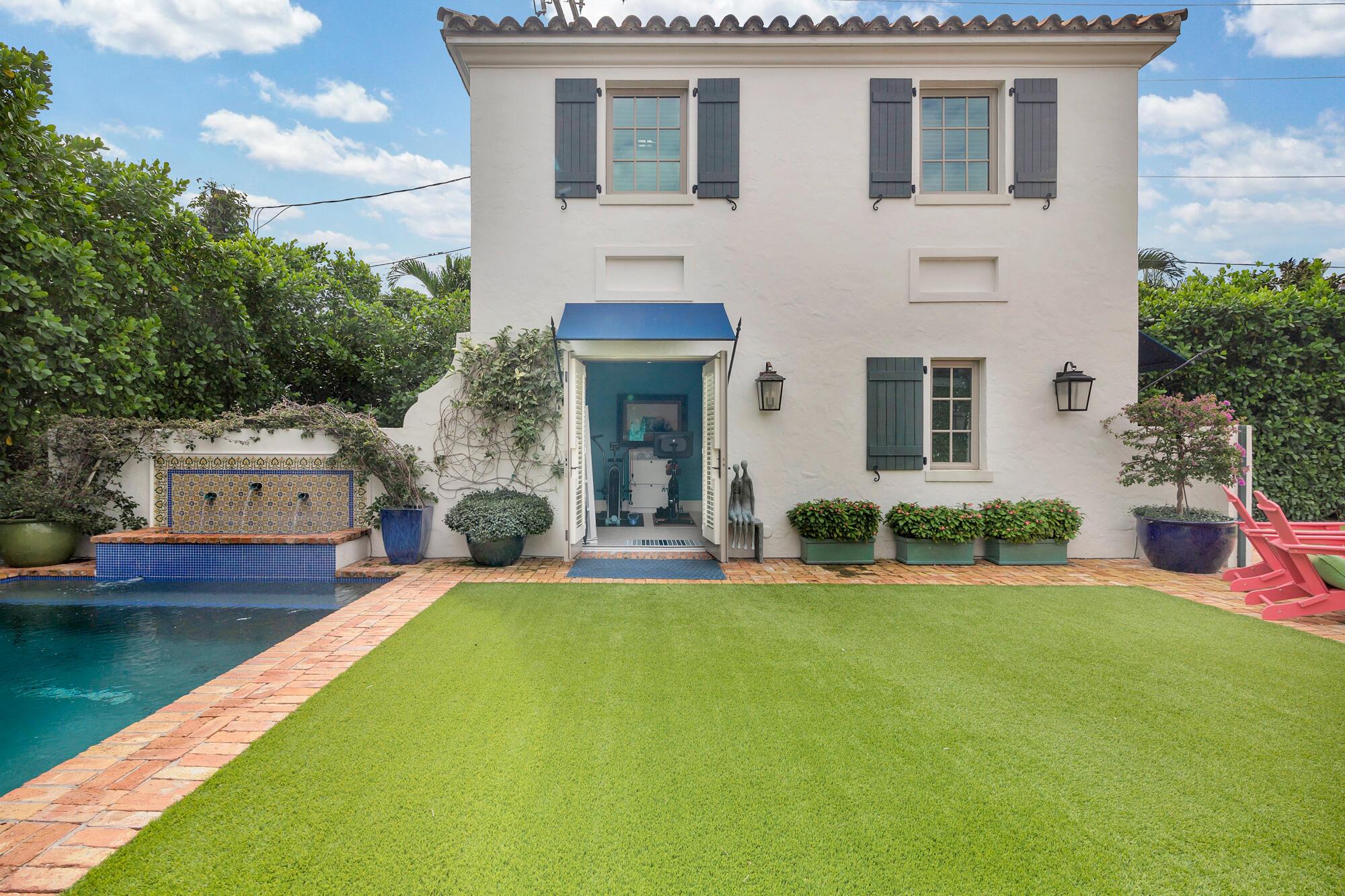 256/262 Cordova Rd West Palm Beach, FL 33401