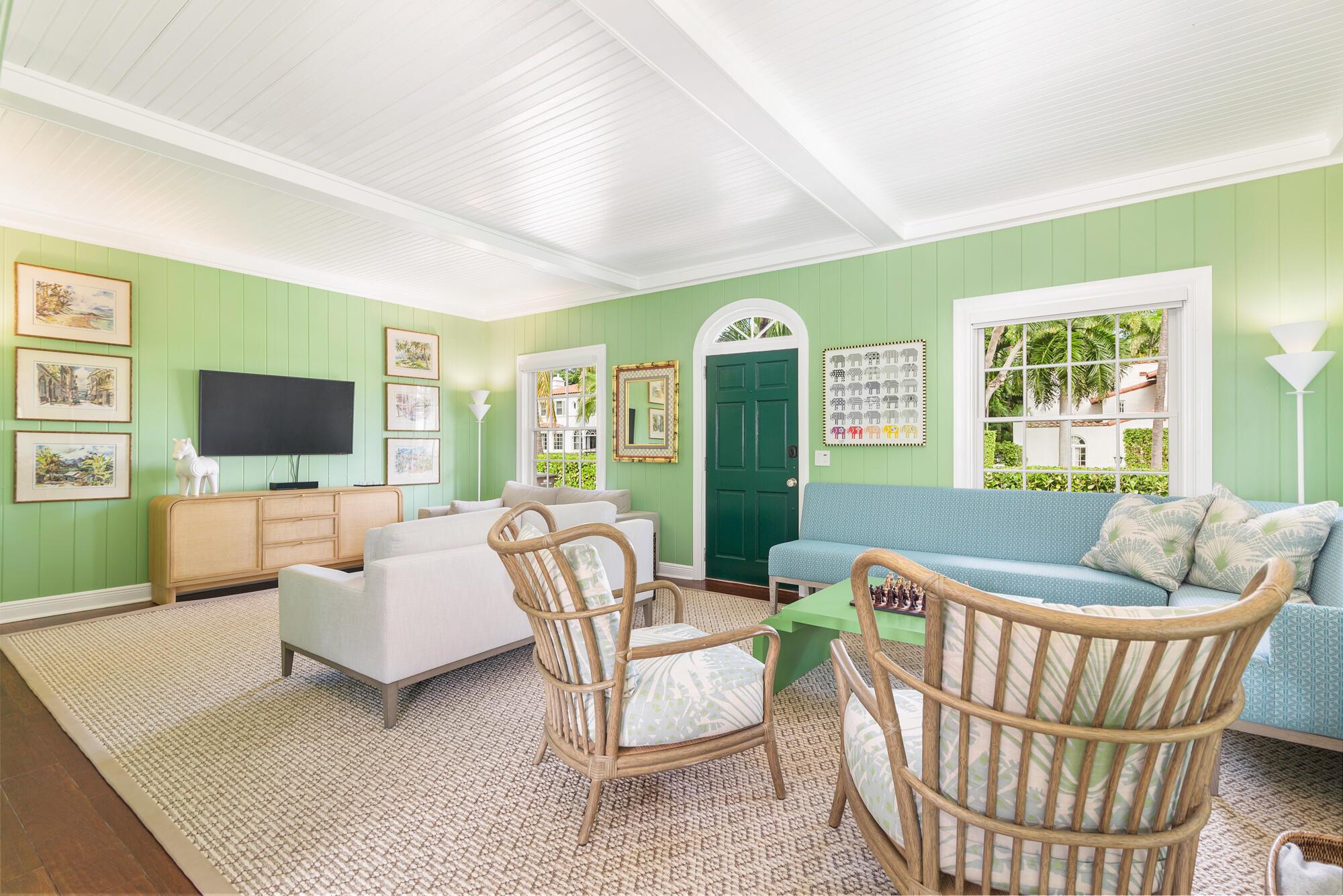 256/262 Cordova Rd West Palm Beach, FL 33401