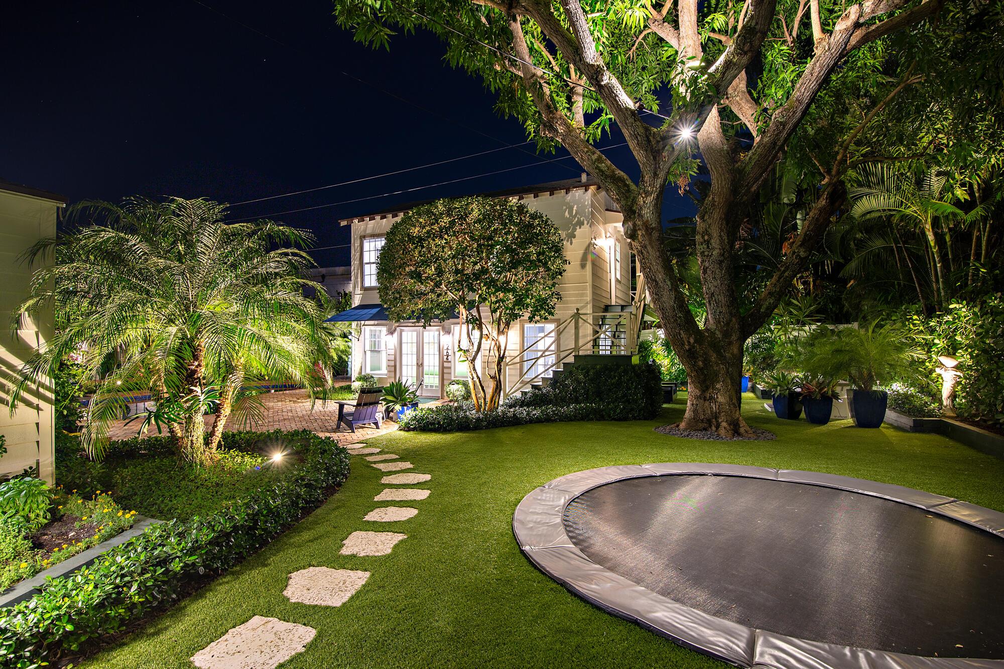 256/262 Cordova Rd West Palm Beach, FL 33401