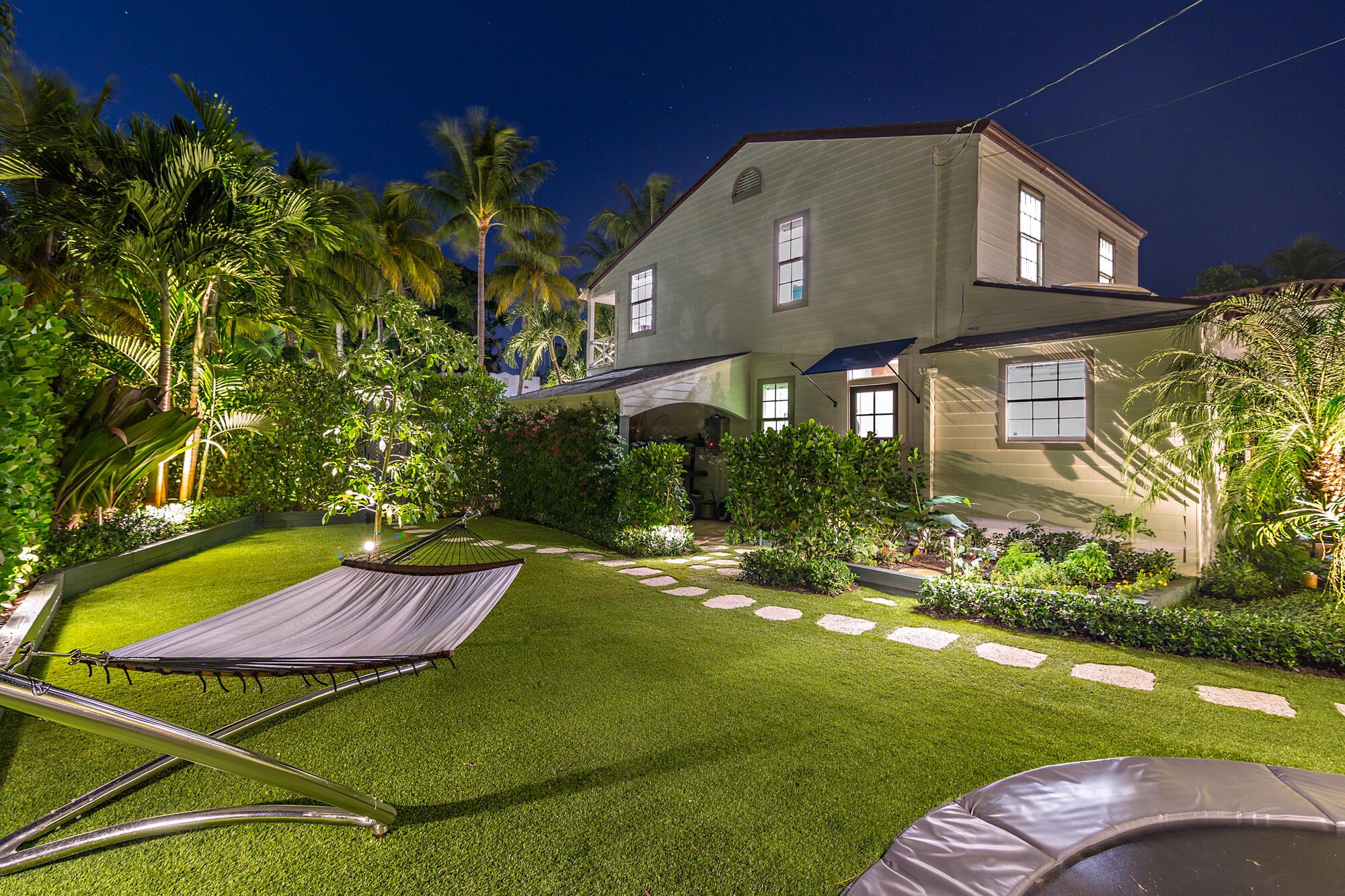 256/262 Cordova Rd West Palm Beach, FL 33401