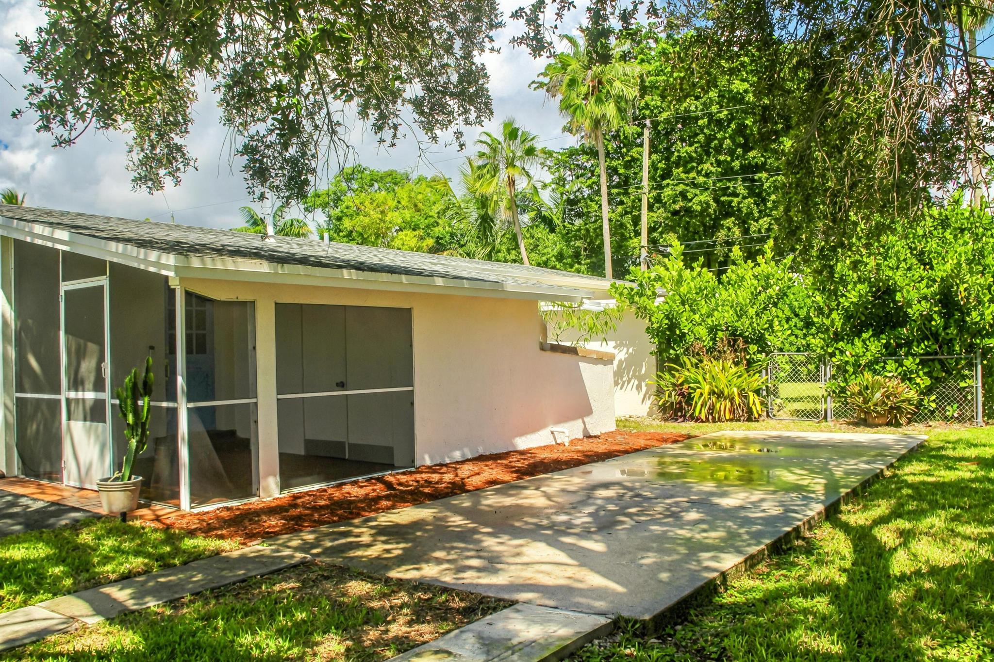 8911 SW 197th St Cutler Bay, FL 33157