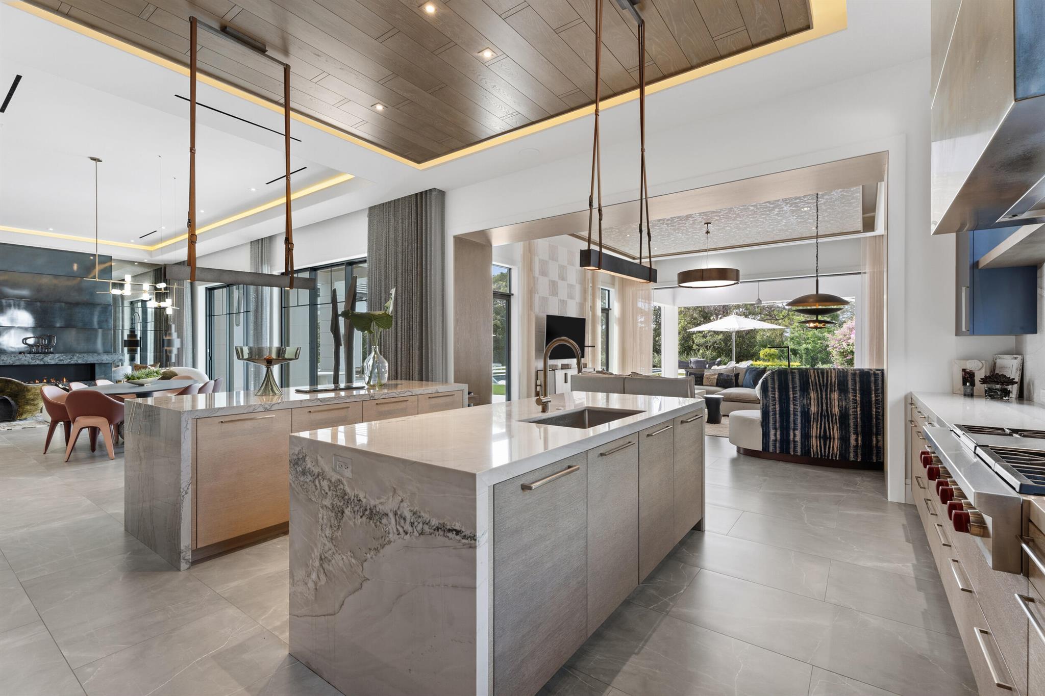 210 Bears Clb Dr Jupiter, FL 33477