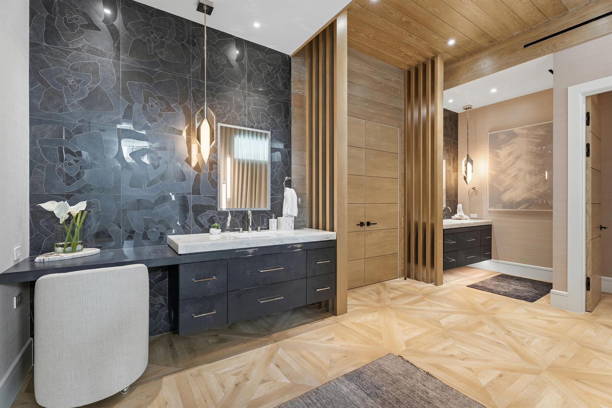 210 Bears Clb Dr Jupiter, FL 33477