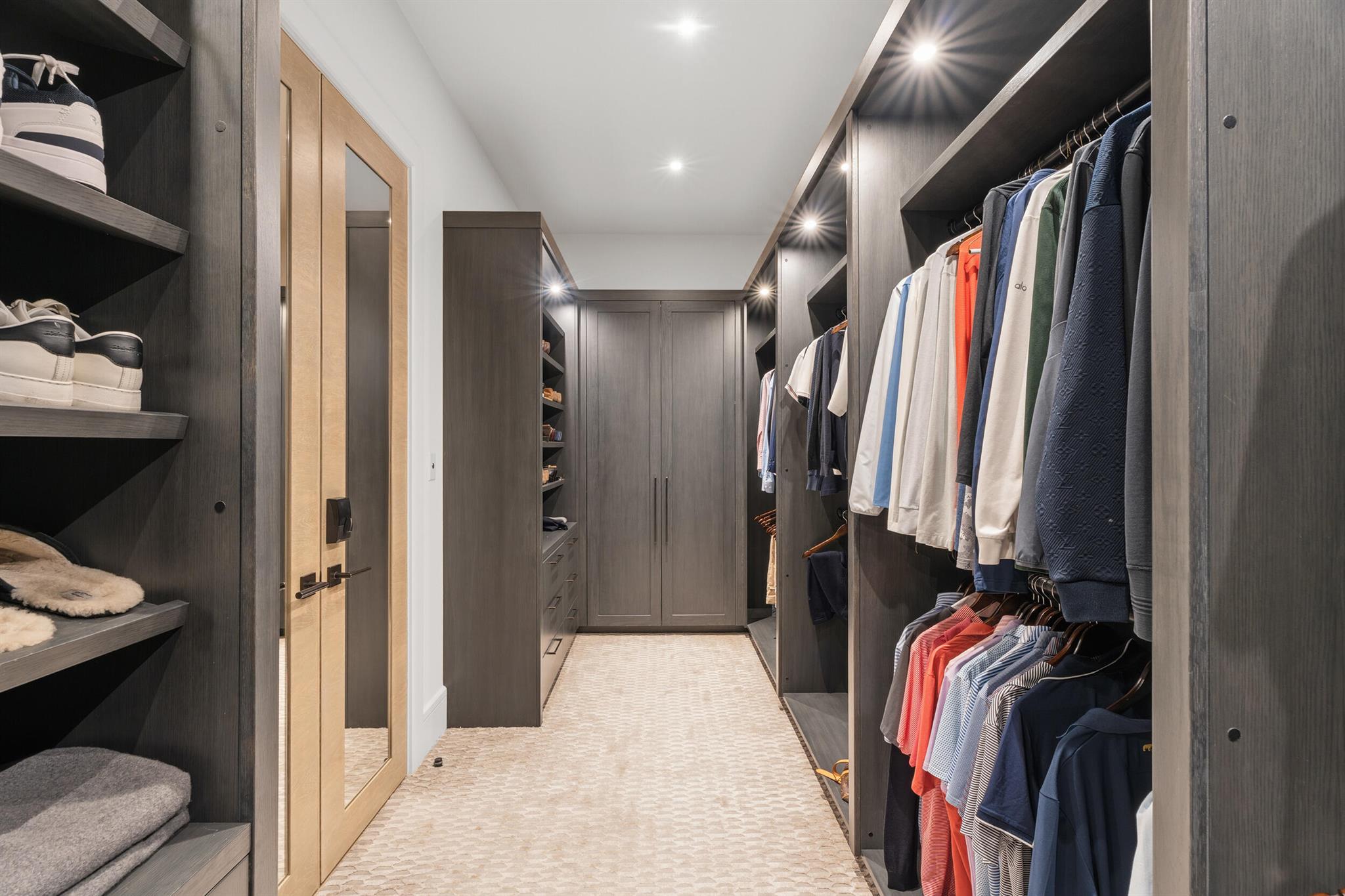 210 Bears Clb Dr Jupiter, FL 33477