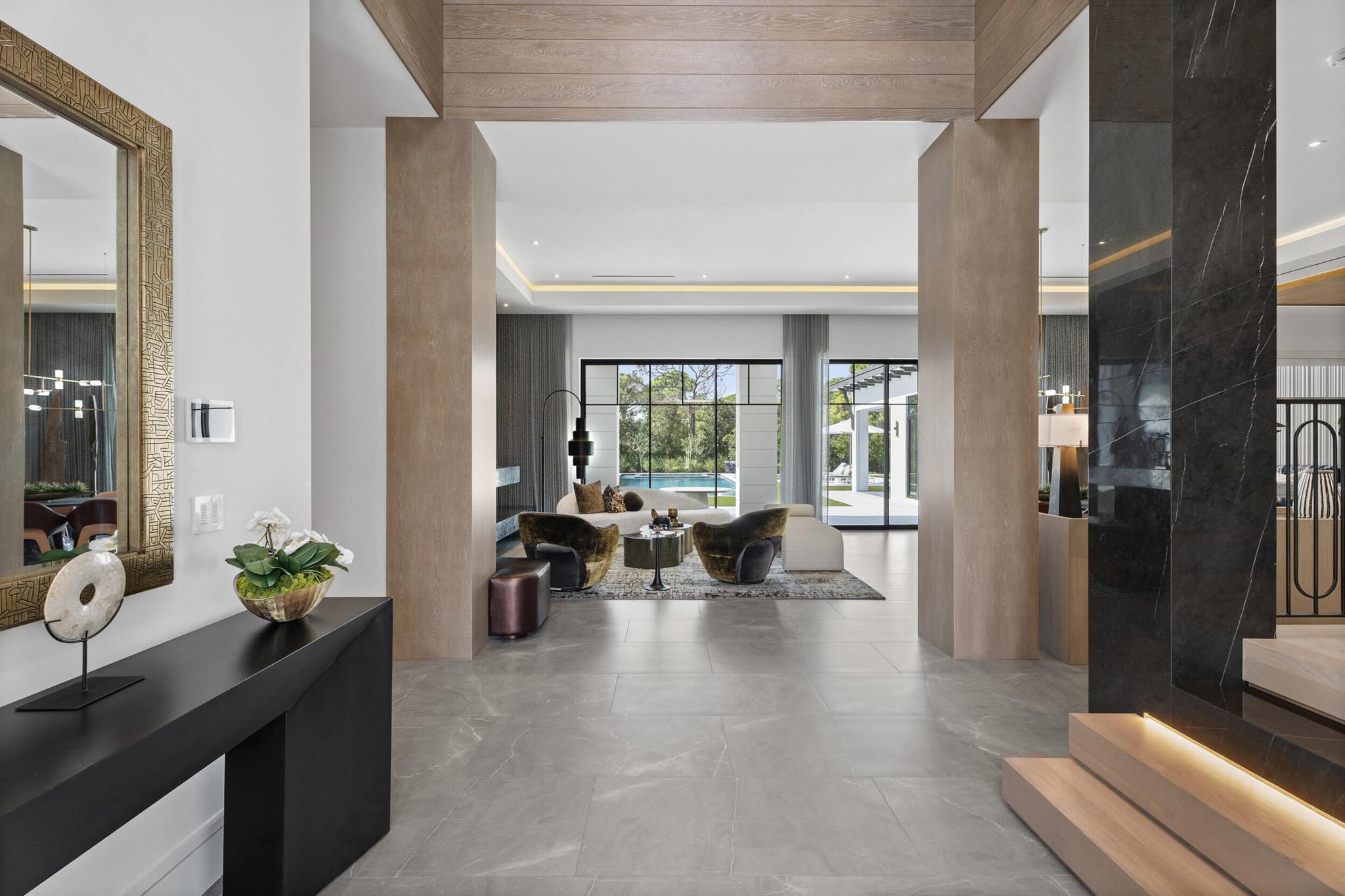 210 Bears Clb Dr Jupiter, FL 33477