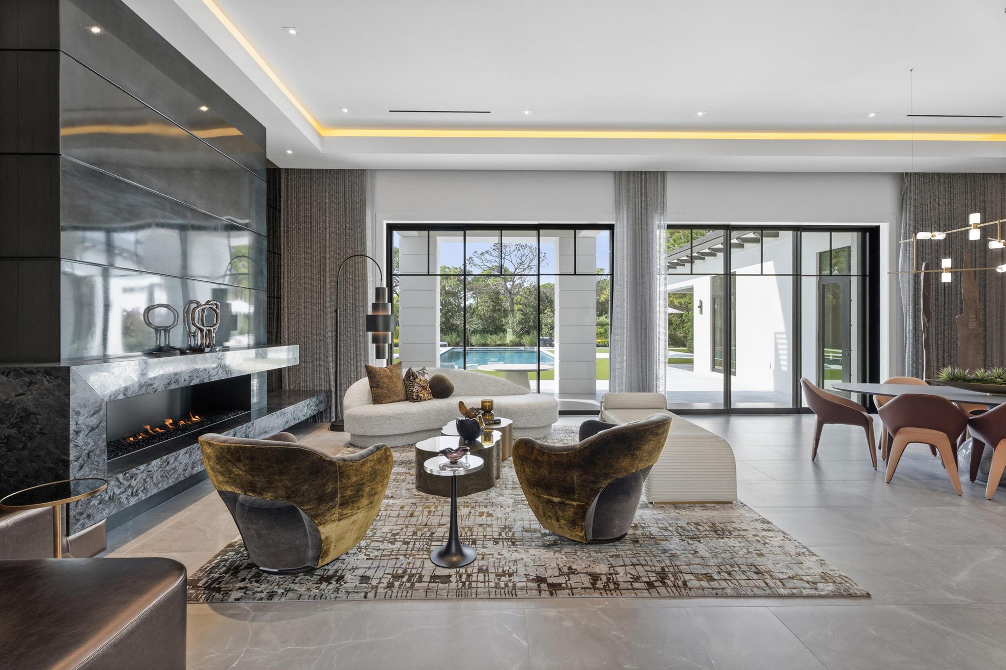 210 Bears Clb Dr Jupiter, FL 33477