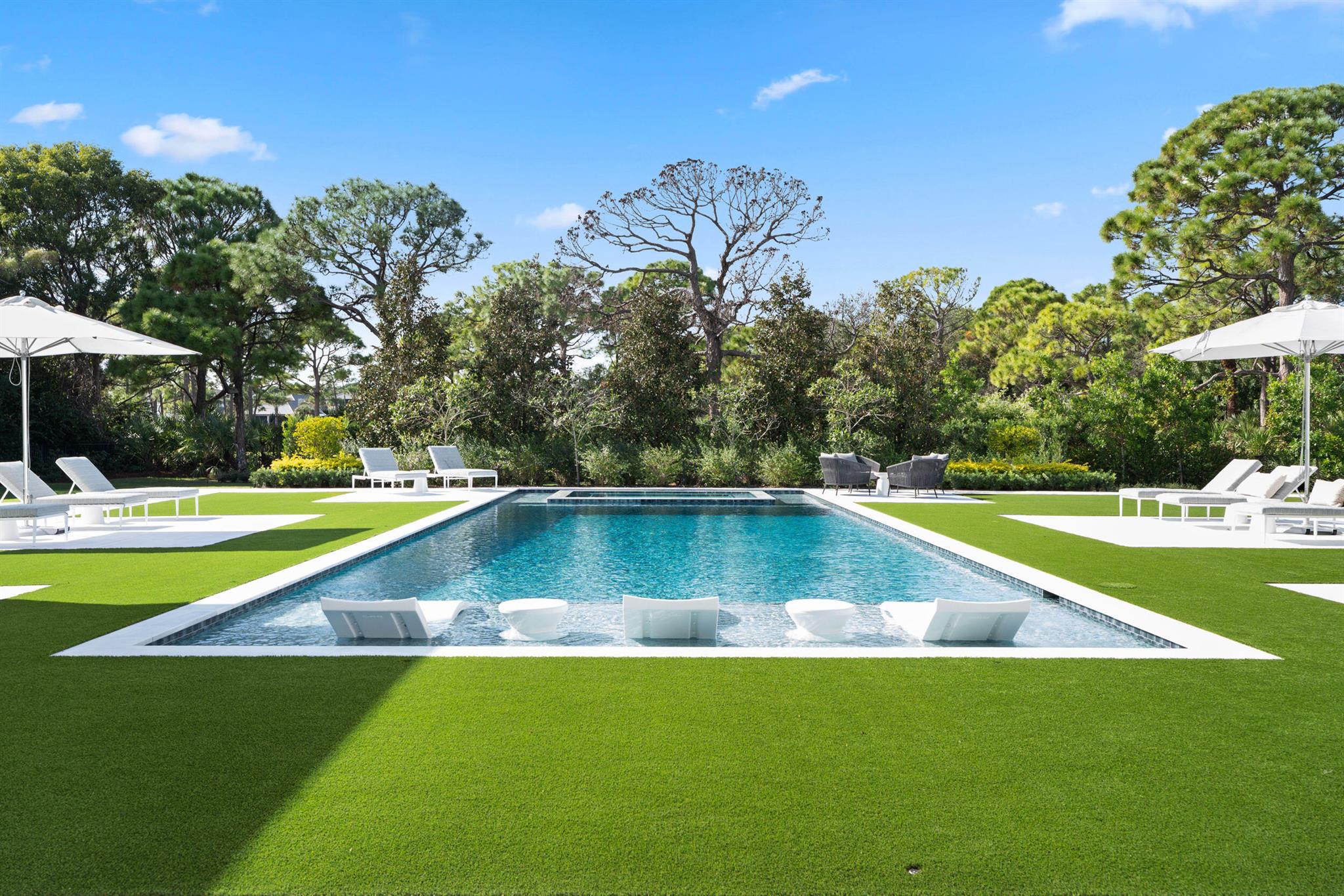 210 Bears Clb Dr Jupiter, FL 33477