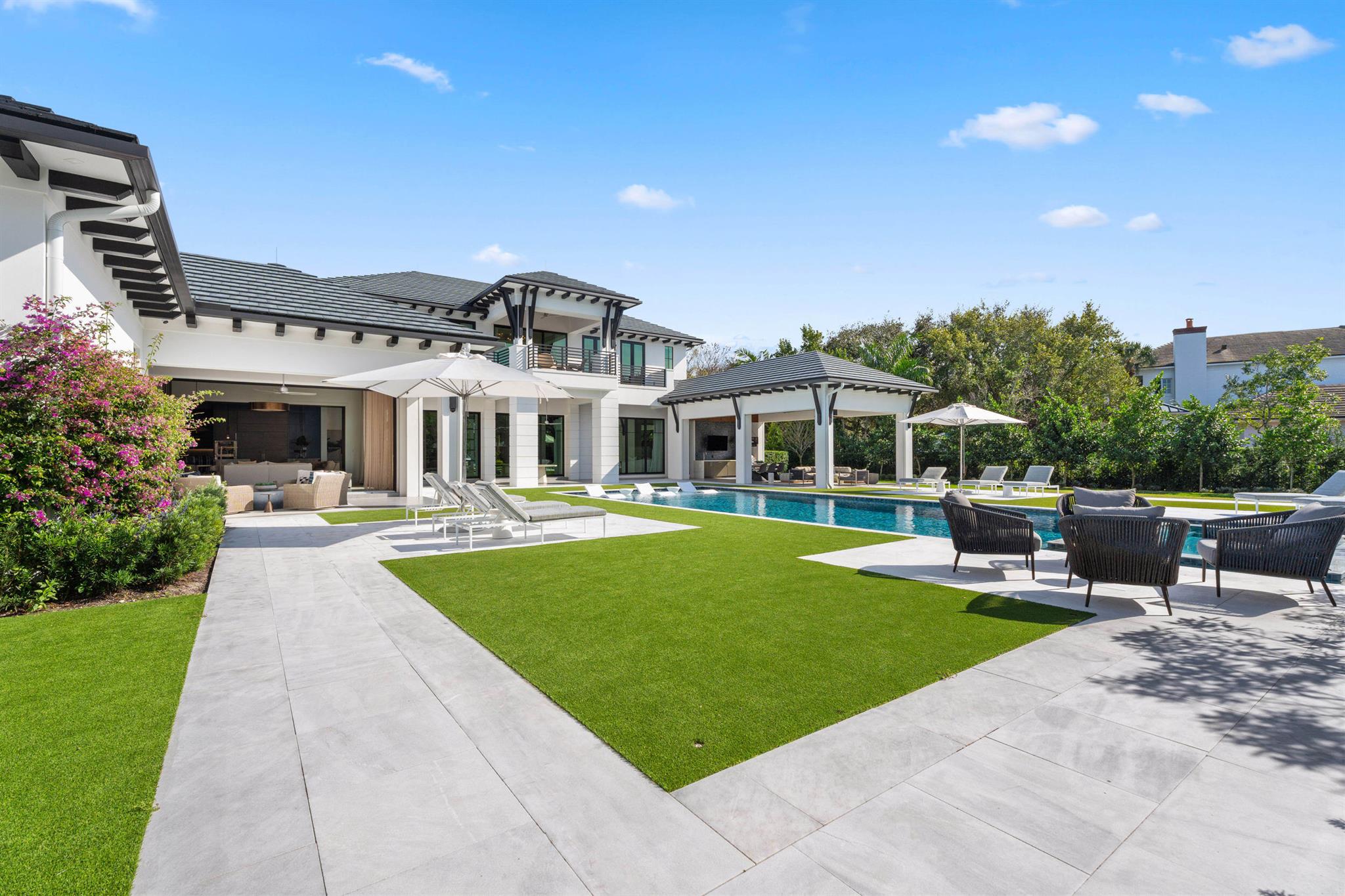 210 Bears Clb Dr Jupiter, FL 33477