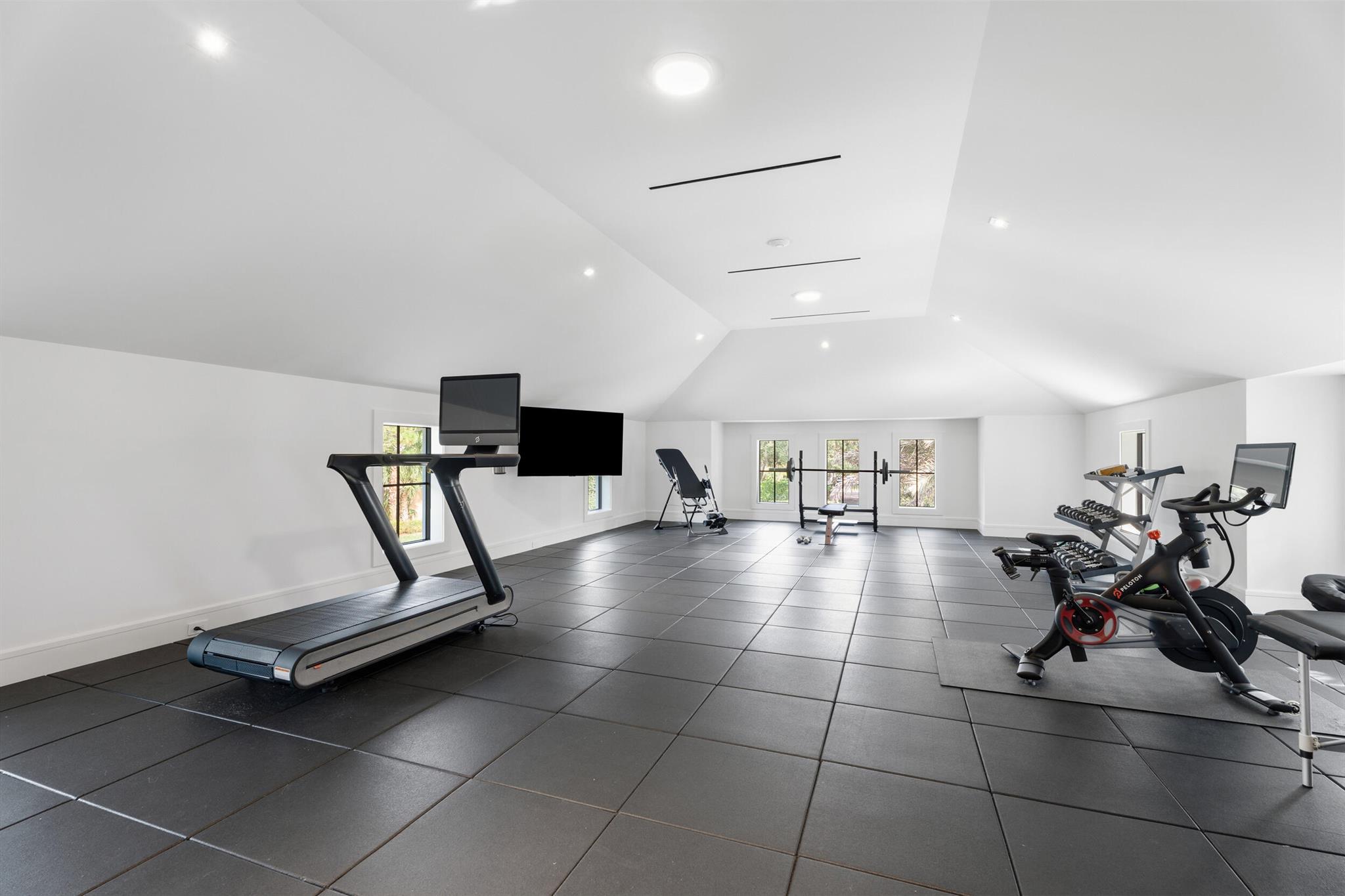 210 Bears Clb Dr Jupiter, FL 33477