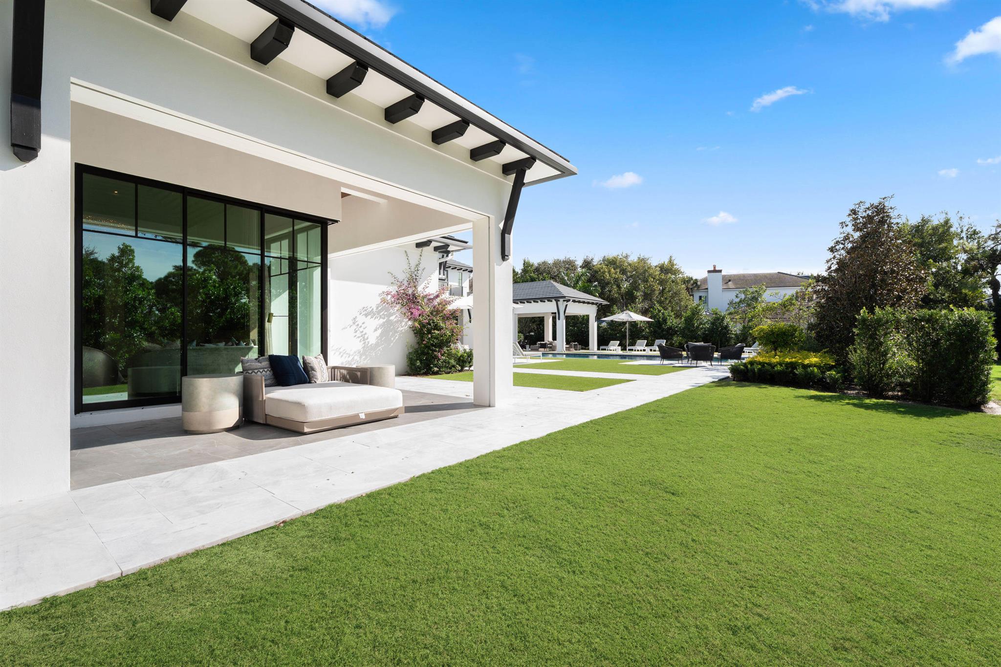 210 Bears Clb Dr Jupiter, FL 33477