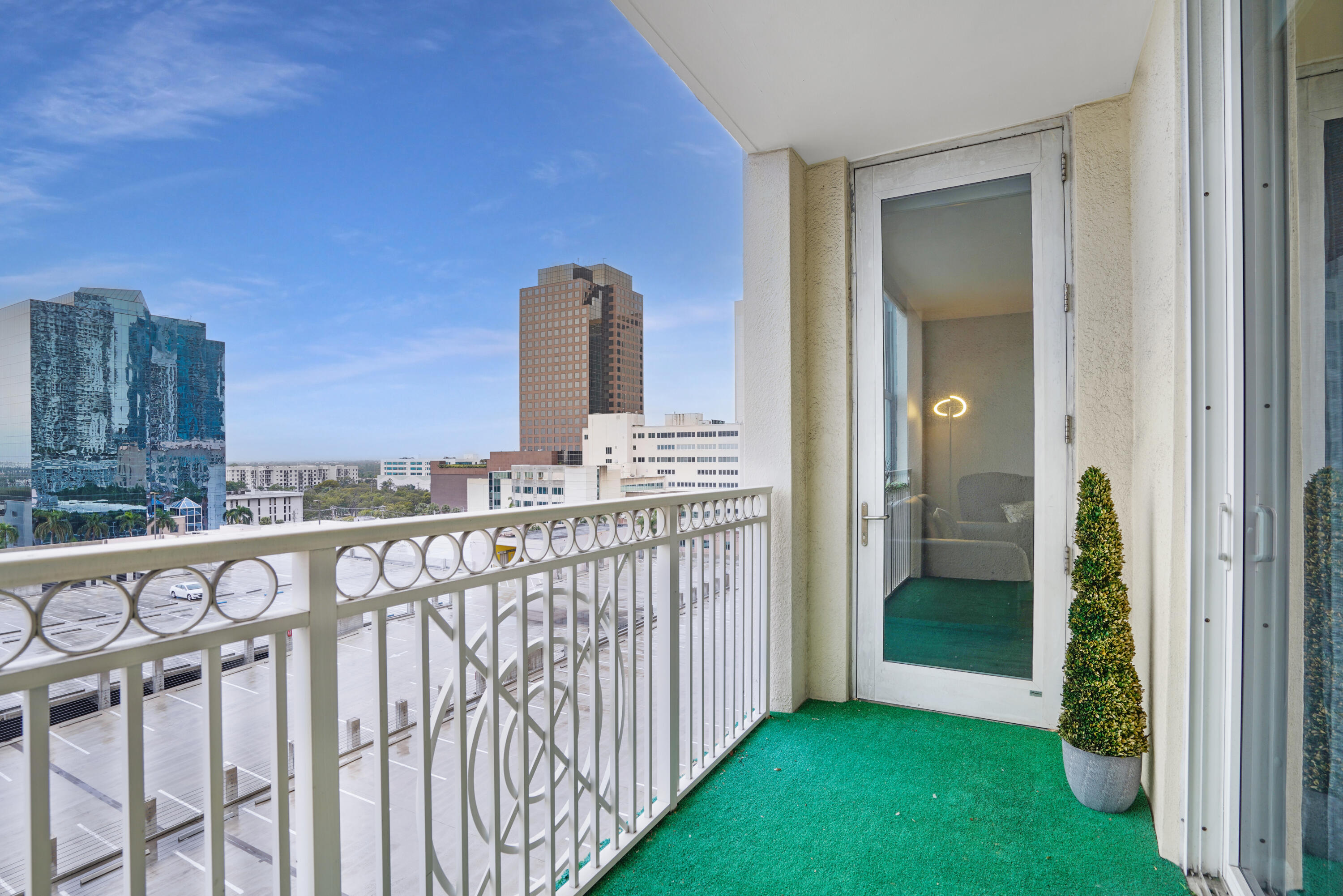 511 SE 5th #908 Fort Lauderdale, FL 33301