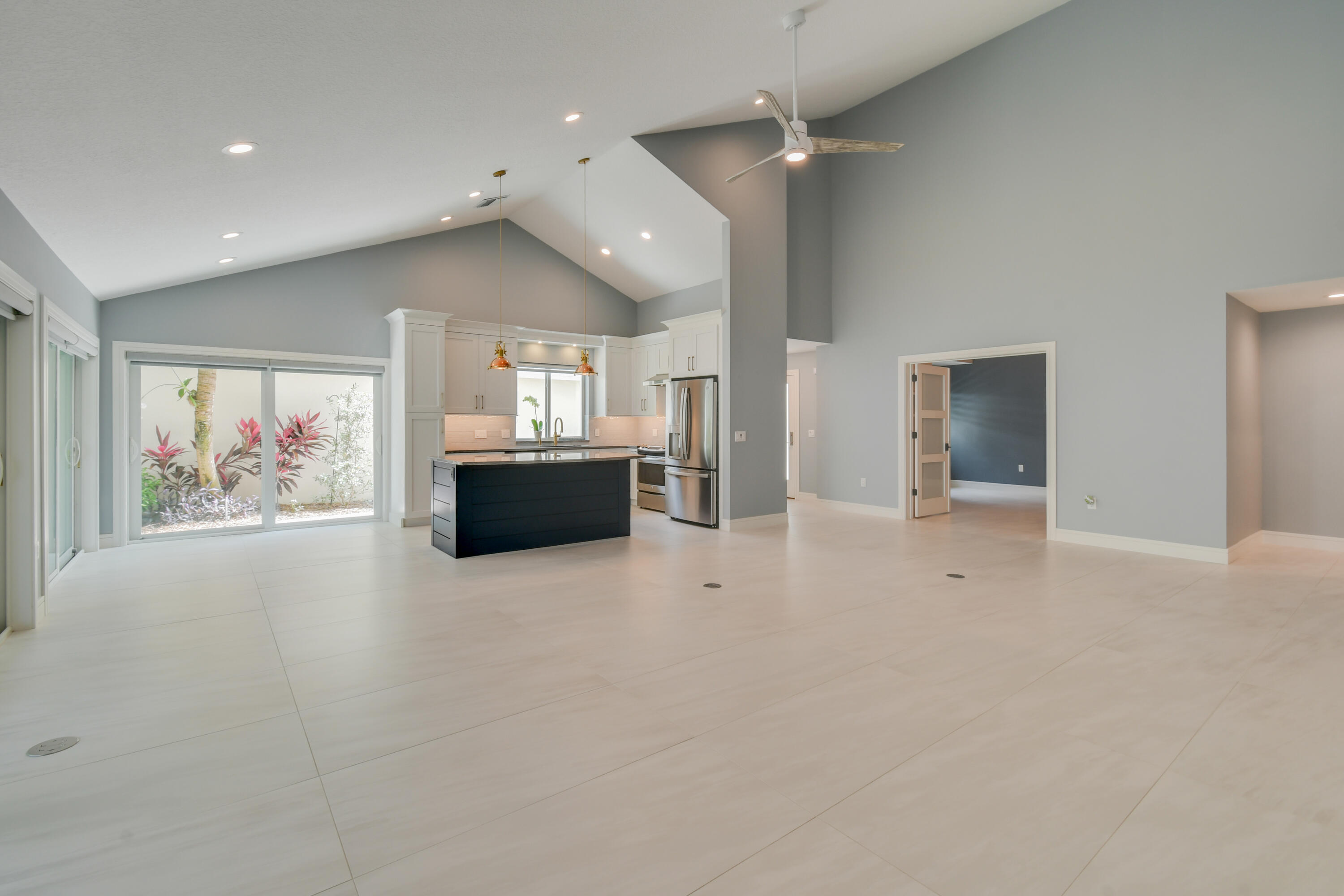 438 River Edge Jupiter, FL 33477