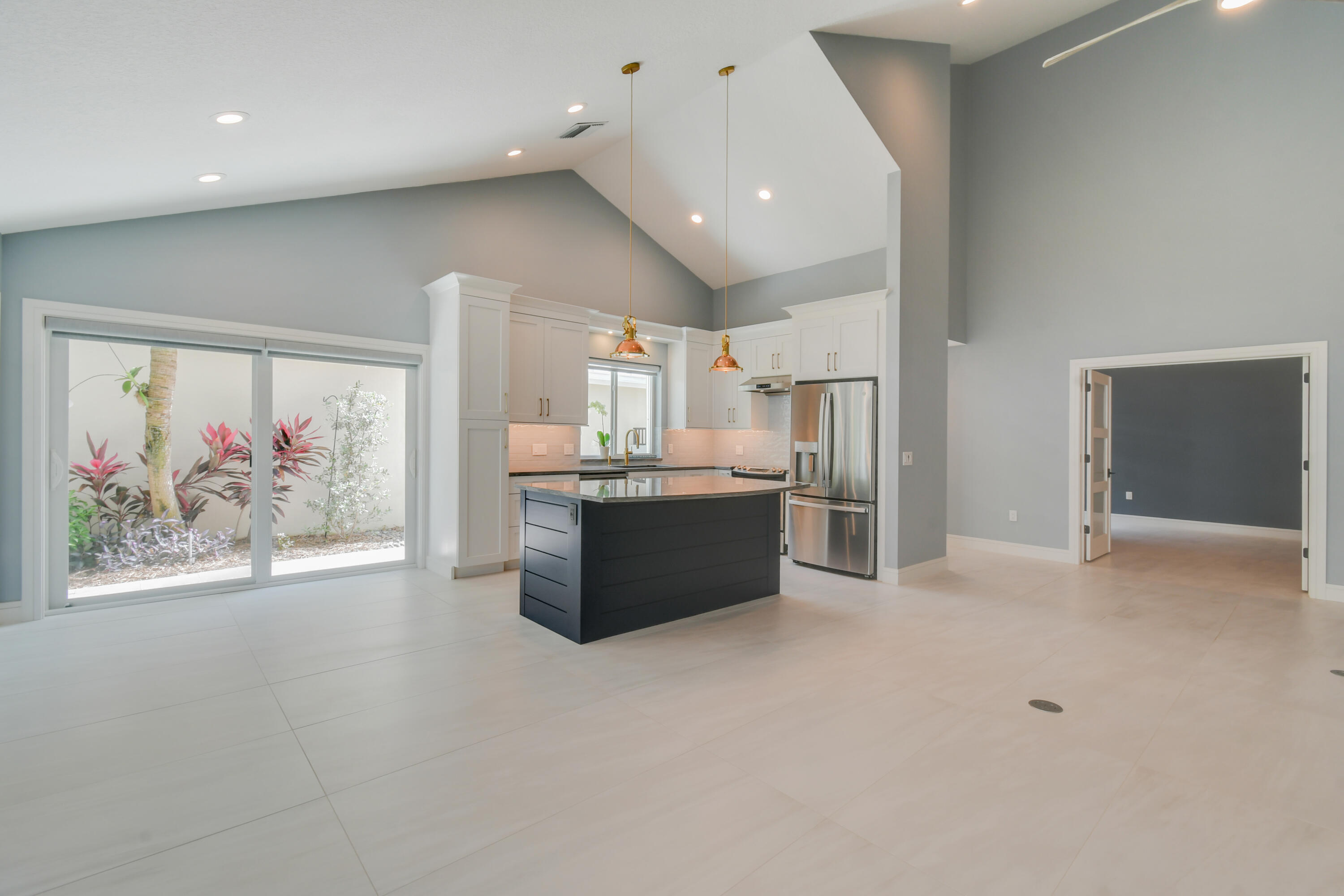 438 River Edge Jupiter, FL 33477