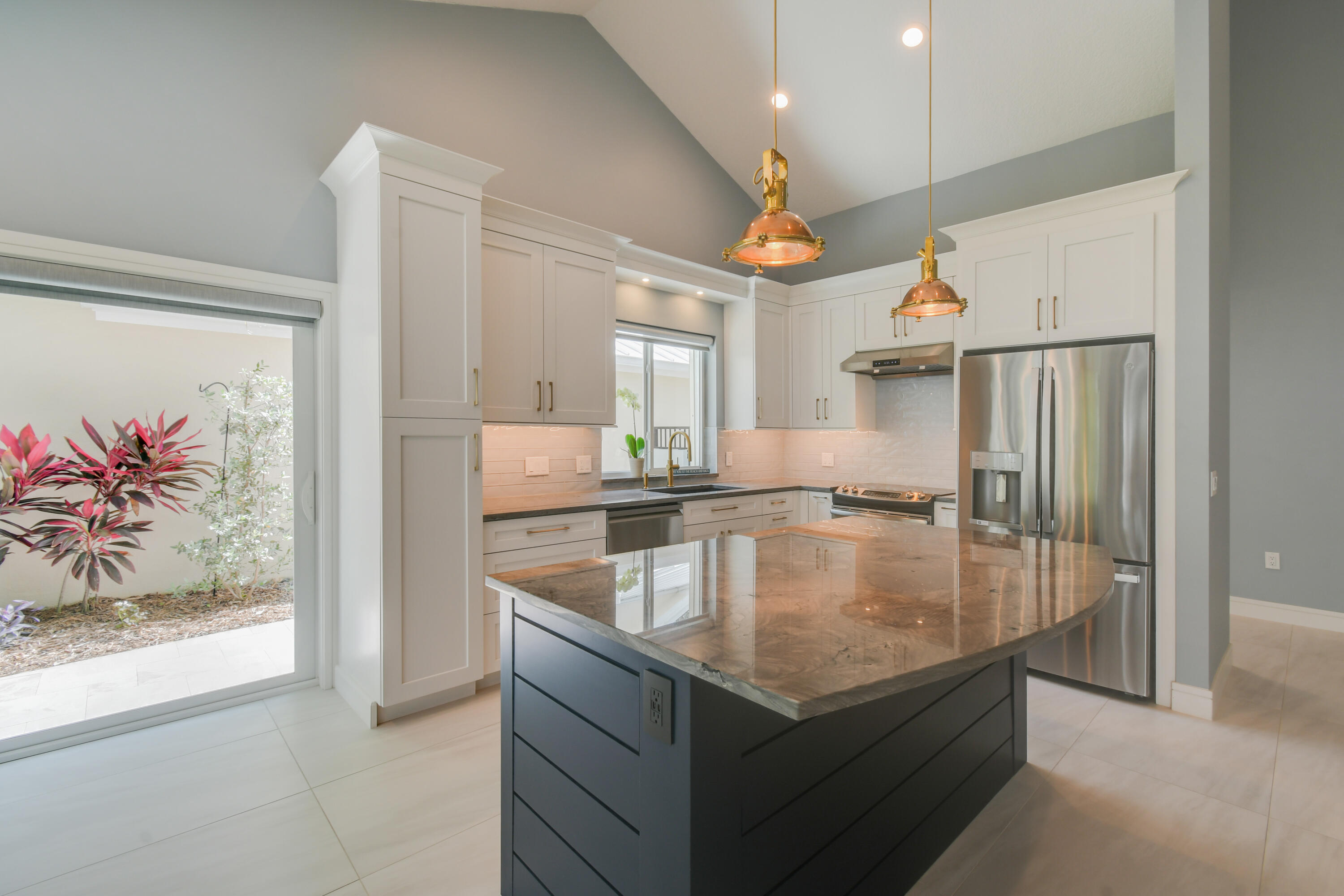 438 River Edge Jupiter, FL 33477