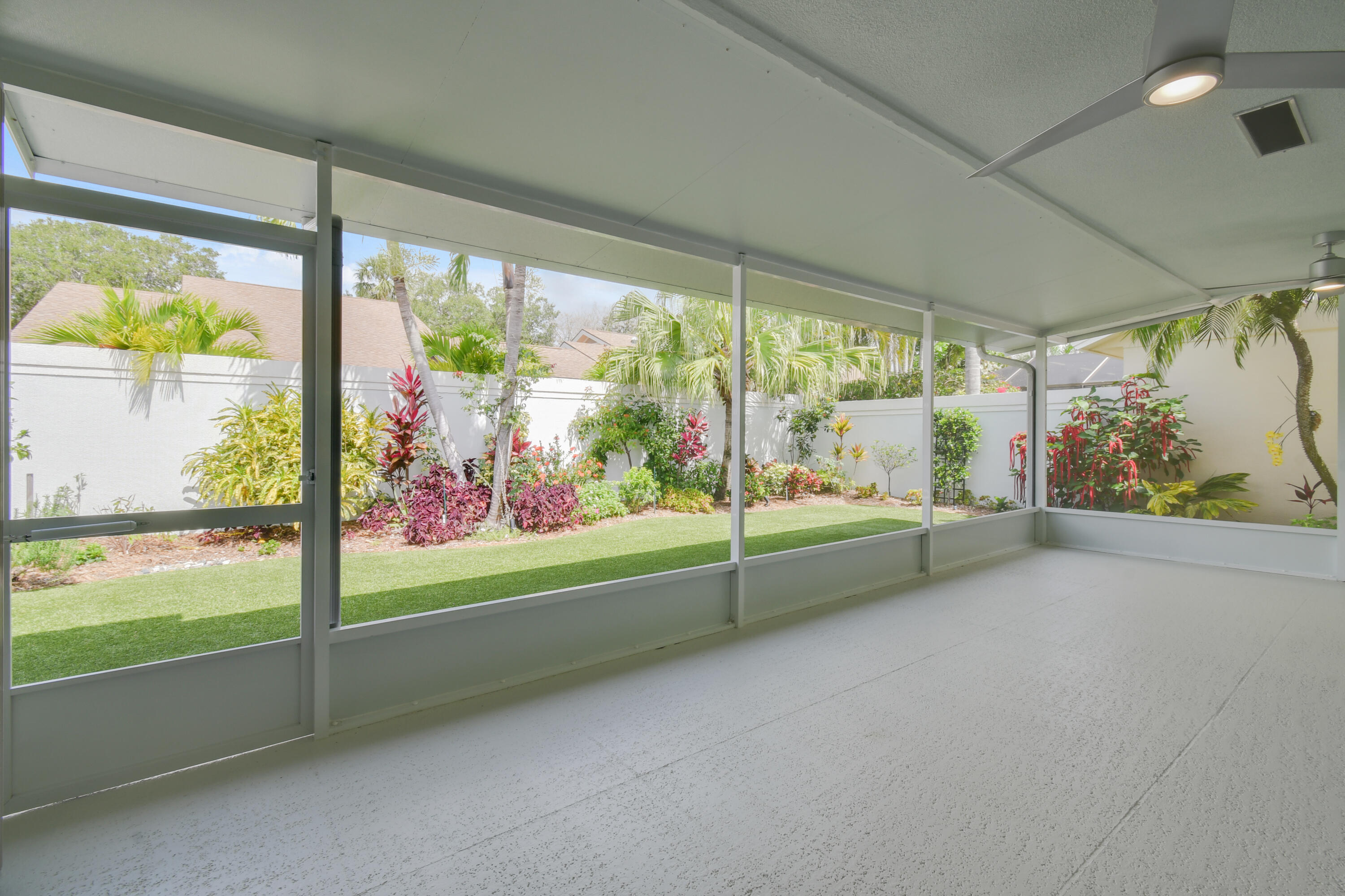 438 River Edge Jupiter, FL 33477