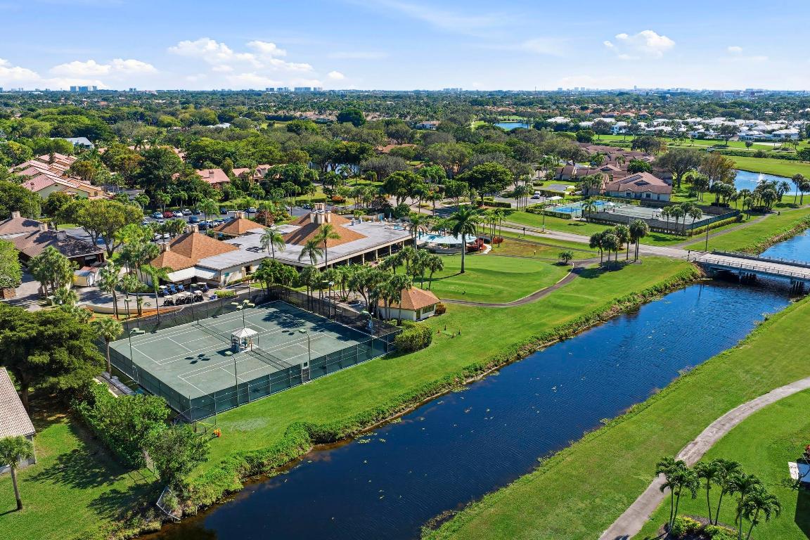 5121 Oak Hl #423 Delray Beach, FL 33484