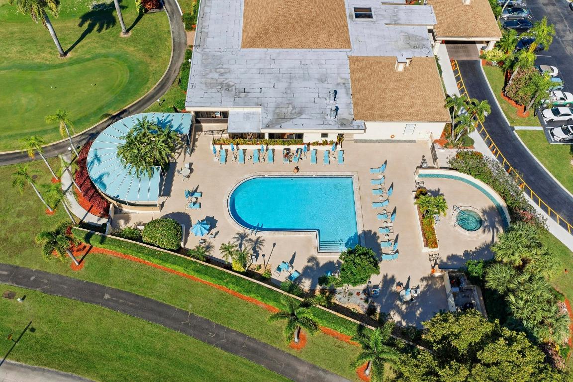 5121 Oak Hl #423 Delray Beach, FL 33484