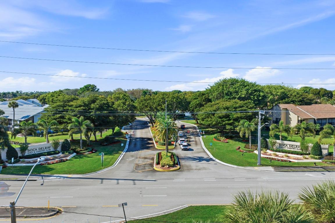 5121 Oak Hl #423 Delray Beach, FL 33484