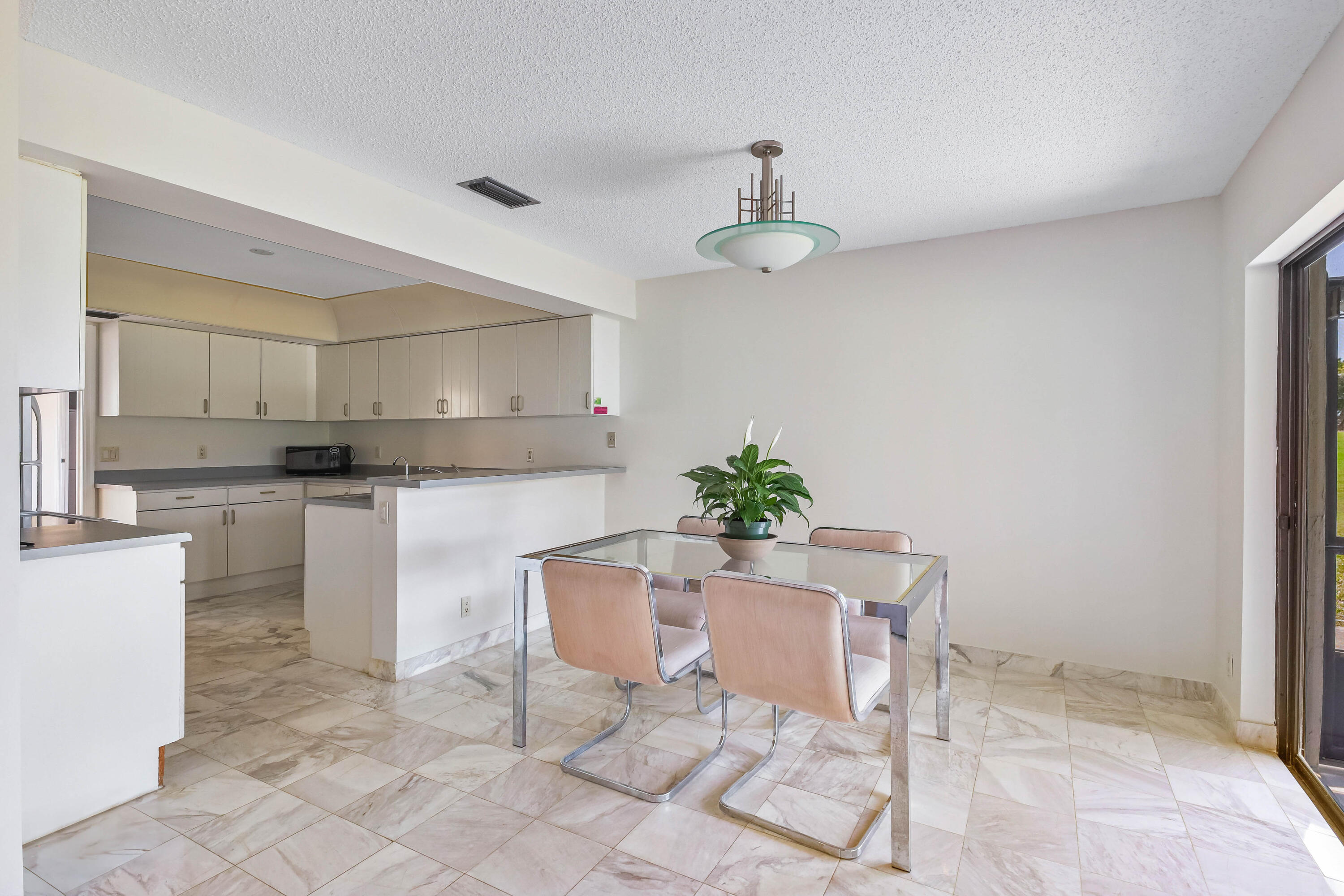 6736 Palermo Lake Worth, FL 33467