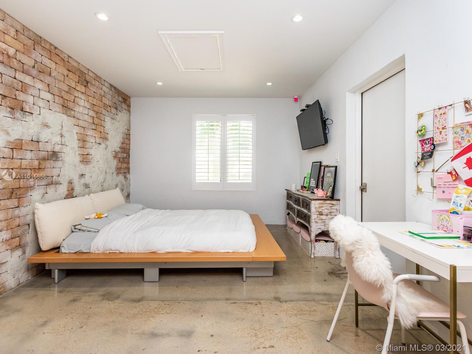 1540 Lugo Ave Coral Gables, FL 33156