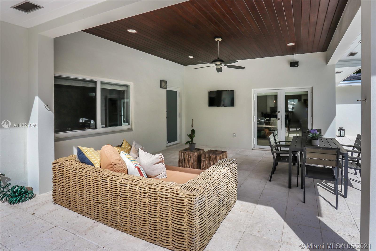 5701 Michelangelo St Coral Gables, FL 33146