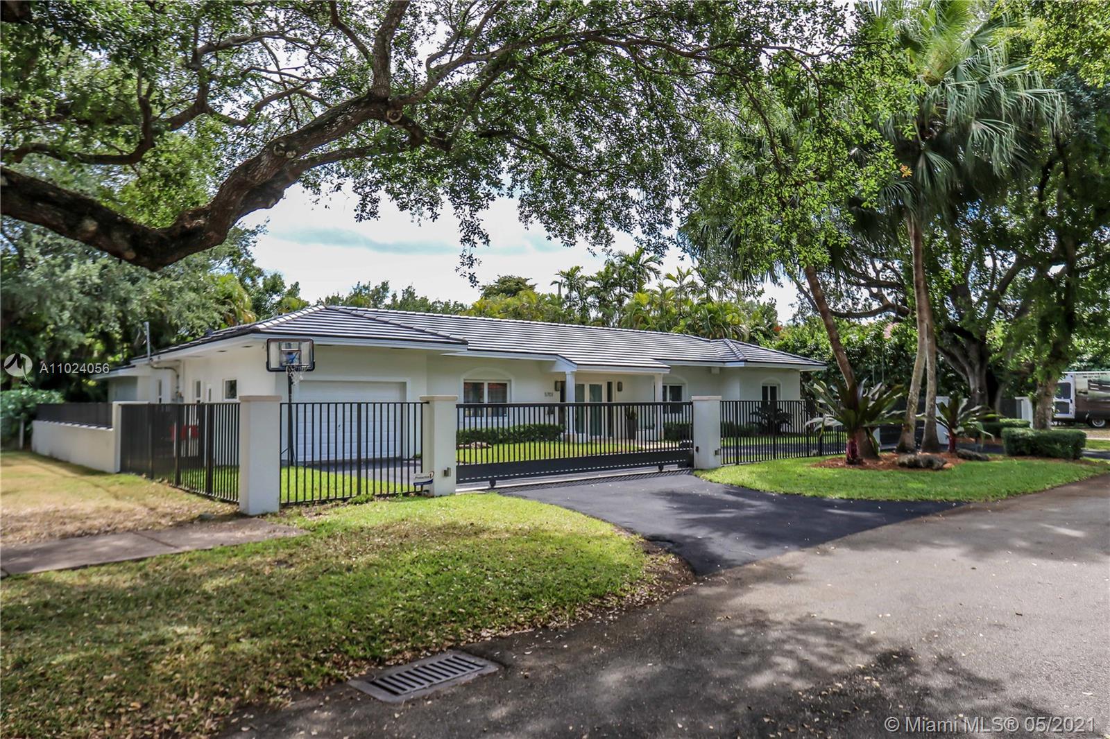 5701 Michelangelo St Coral Gables, FL 33146