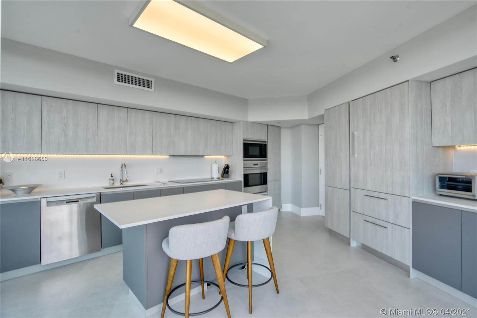 2127 Brickell Ave #2305 Miami, FL 33129