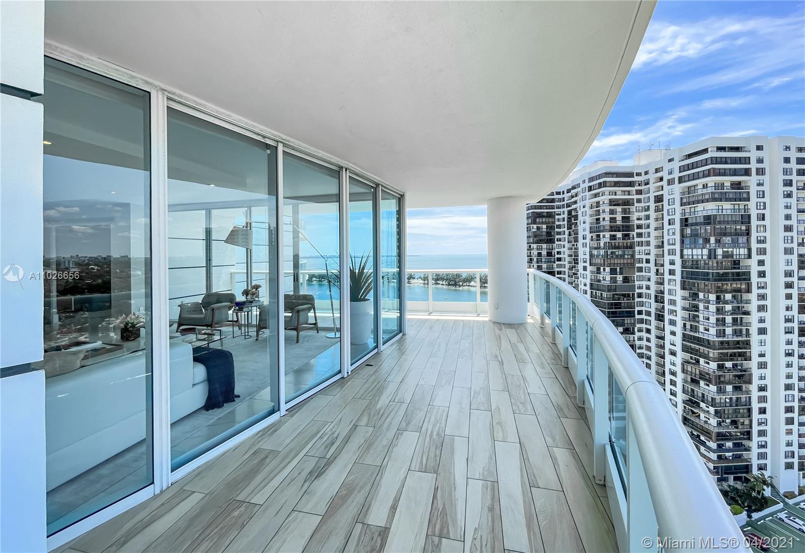 2127 Brickell Ave #2305 Miami, FL 33129