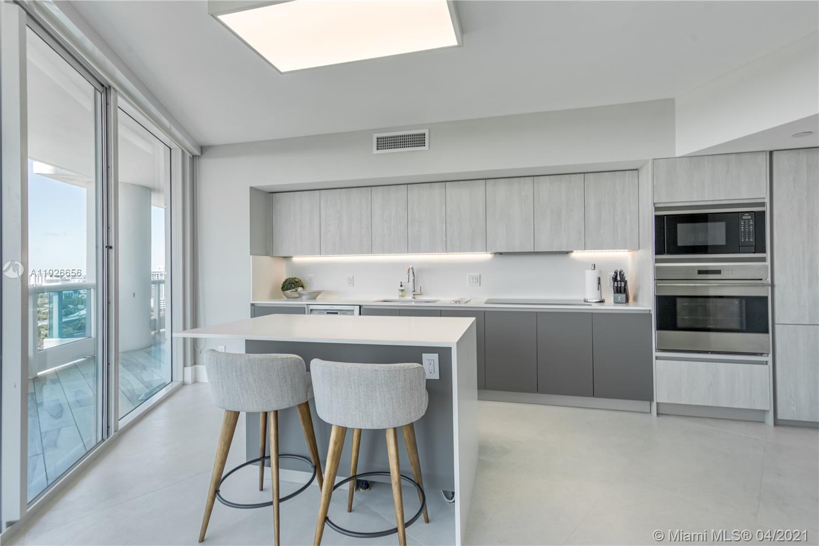 2127 Brickell Ave #2305 Miami, FL 33129