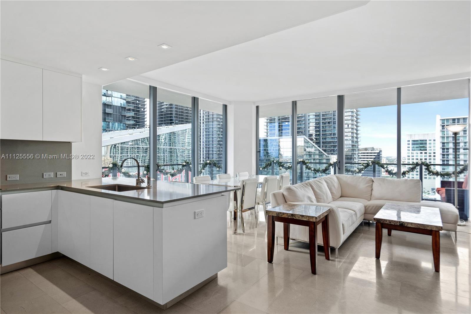 image Reach Brickell City Centre2