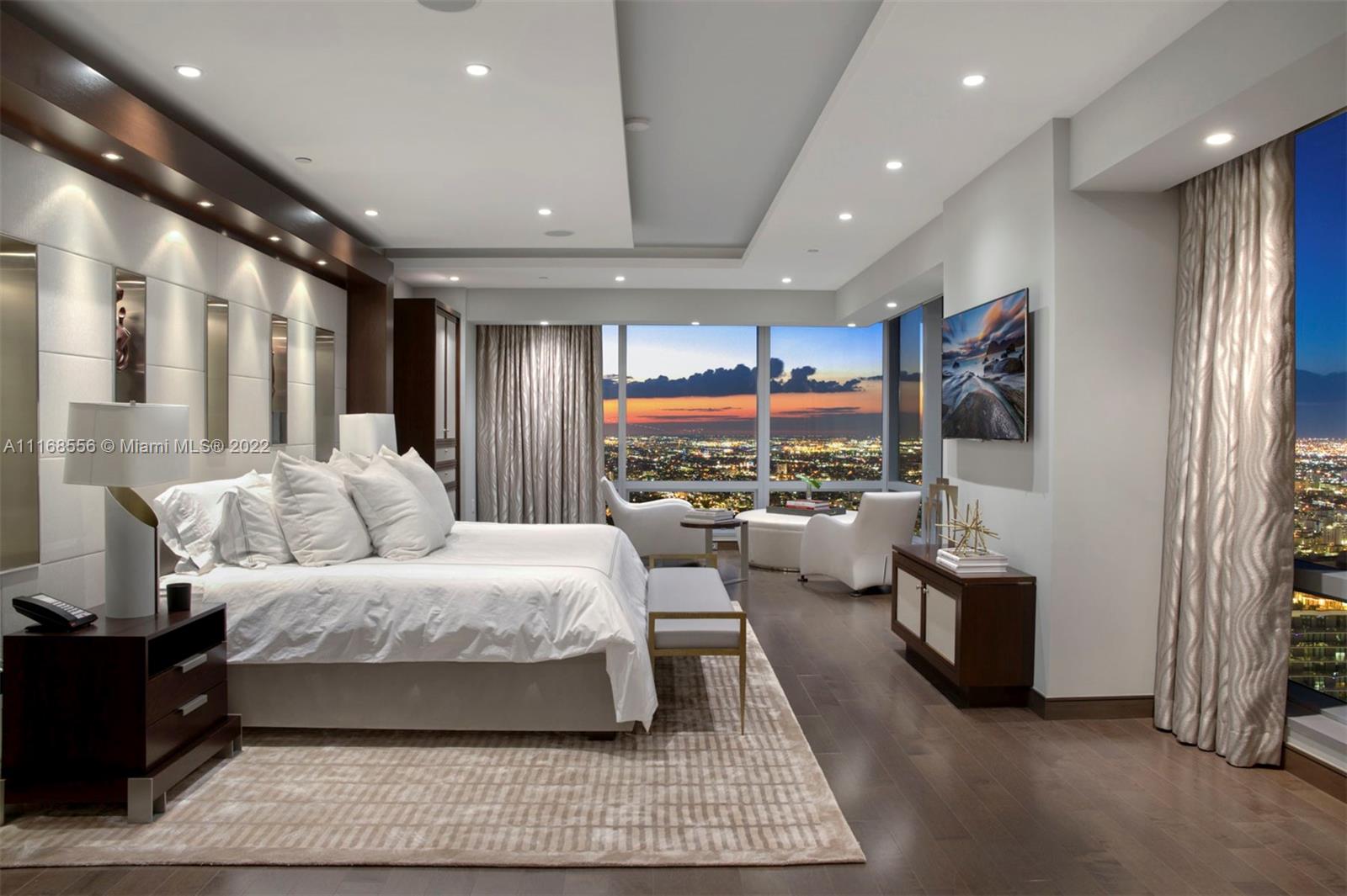 image Four Seasons Residences13
