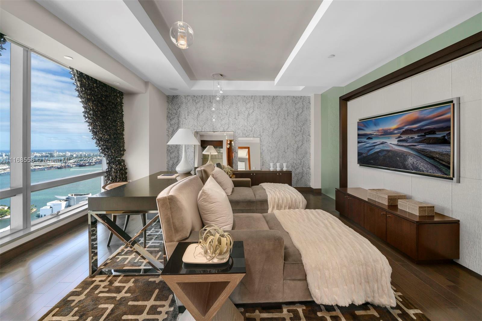 image Four Seasons Residences16