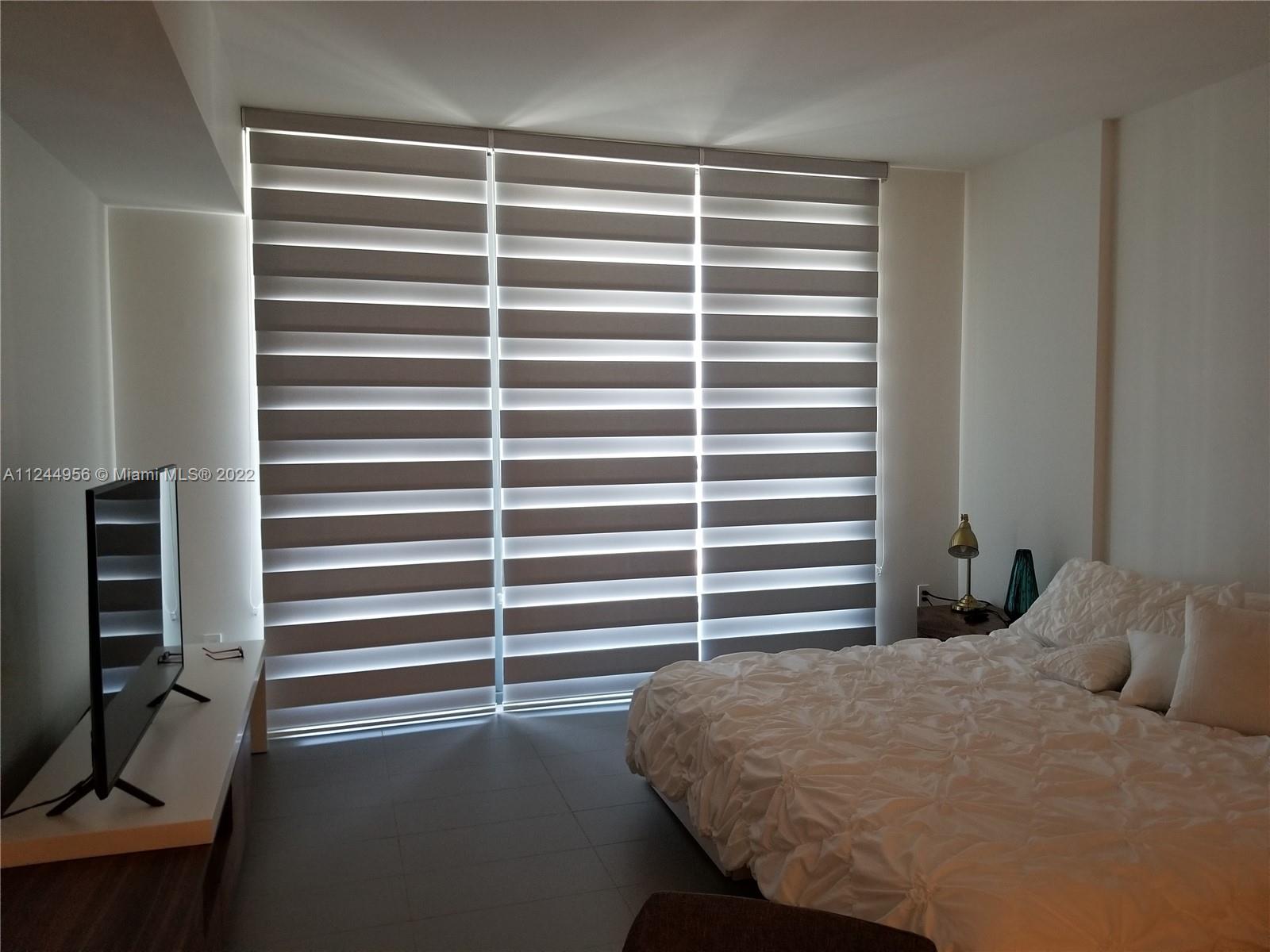 image Canvas6