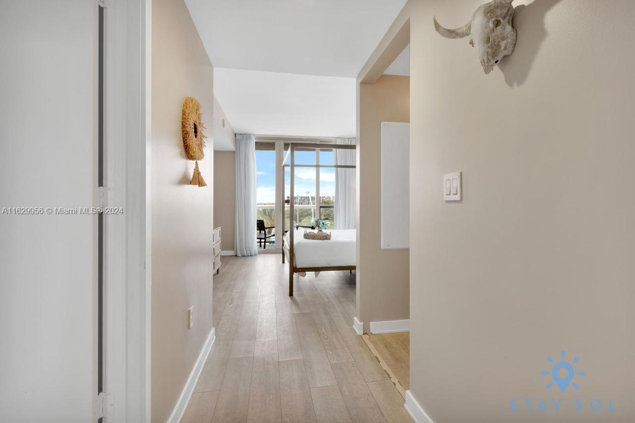 image Beachwalk Condominium15