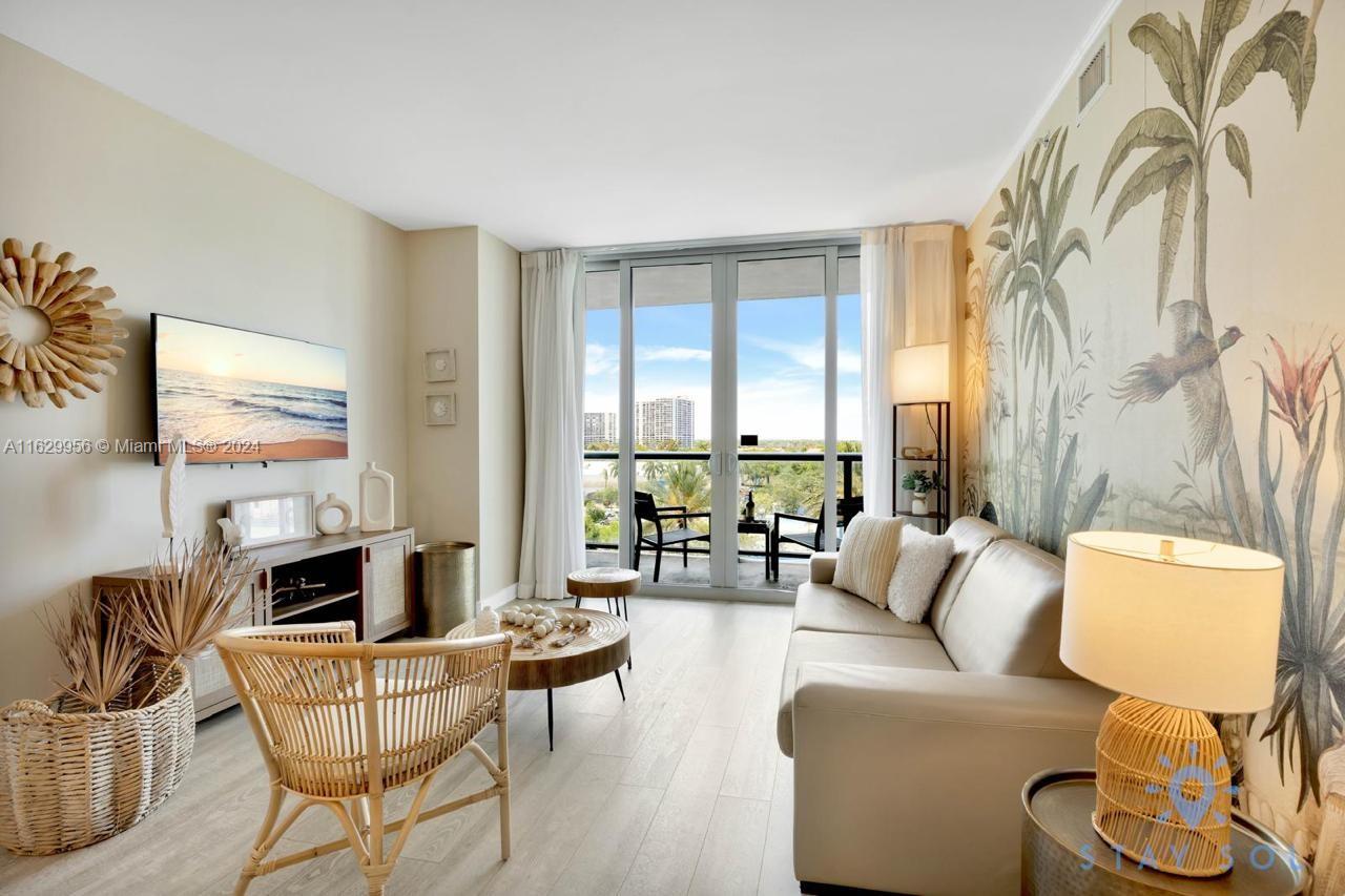 image Beachwalk Condominium3