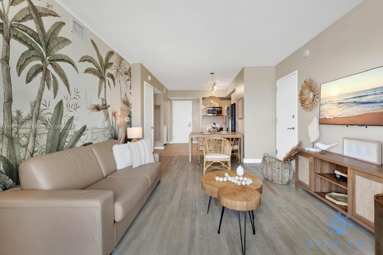 image Beachwalk Condominium5