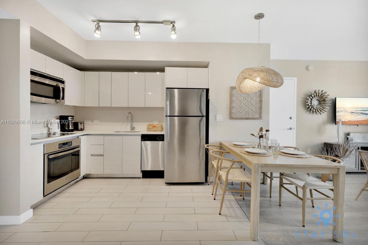 image Beachwalk Condominium7