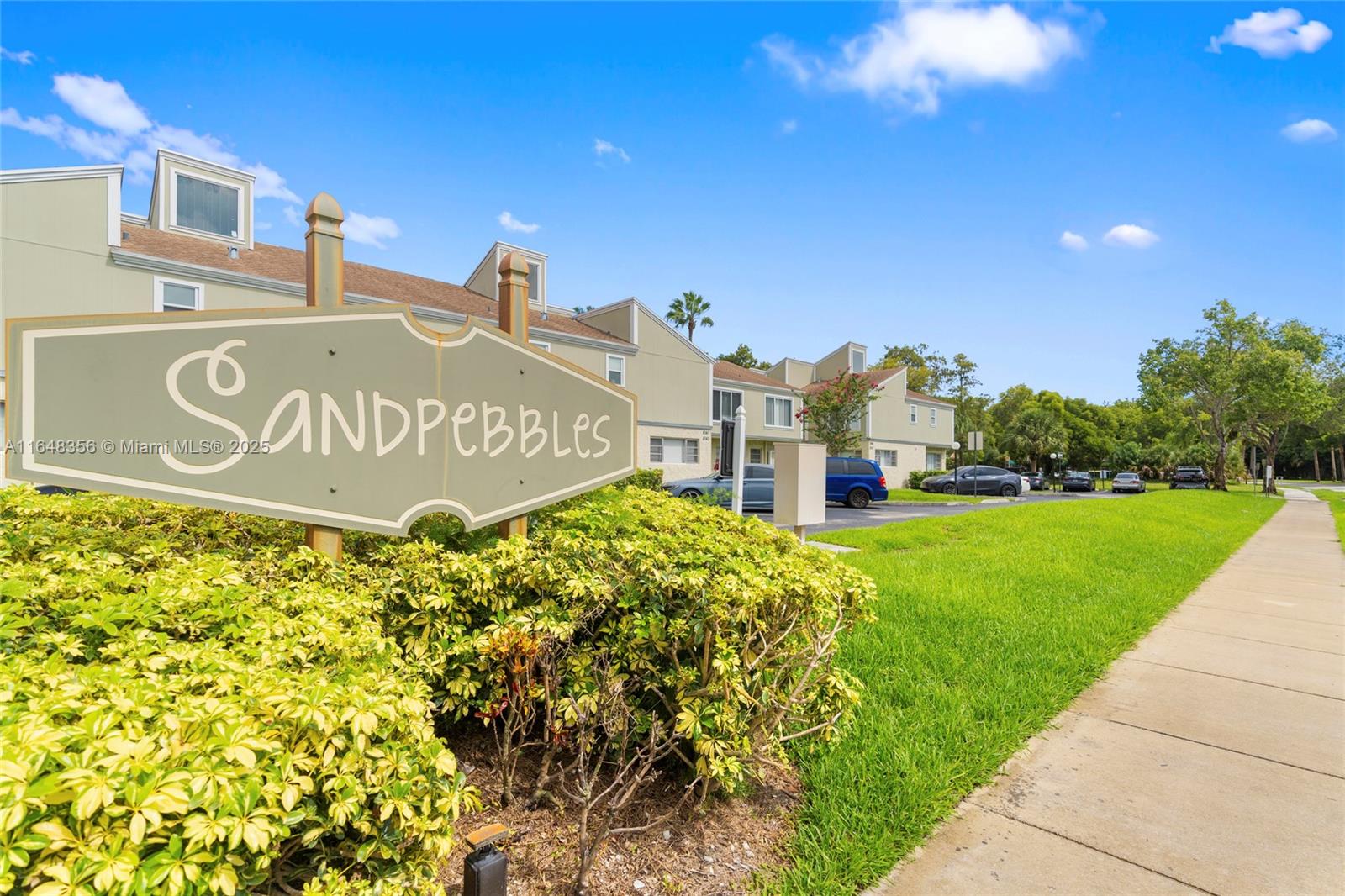 image Sandpebbles26
