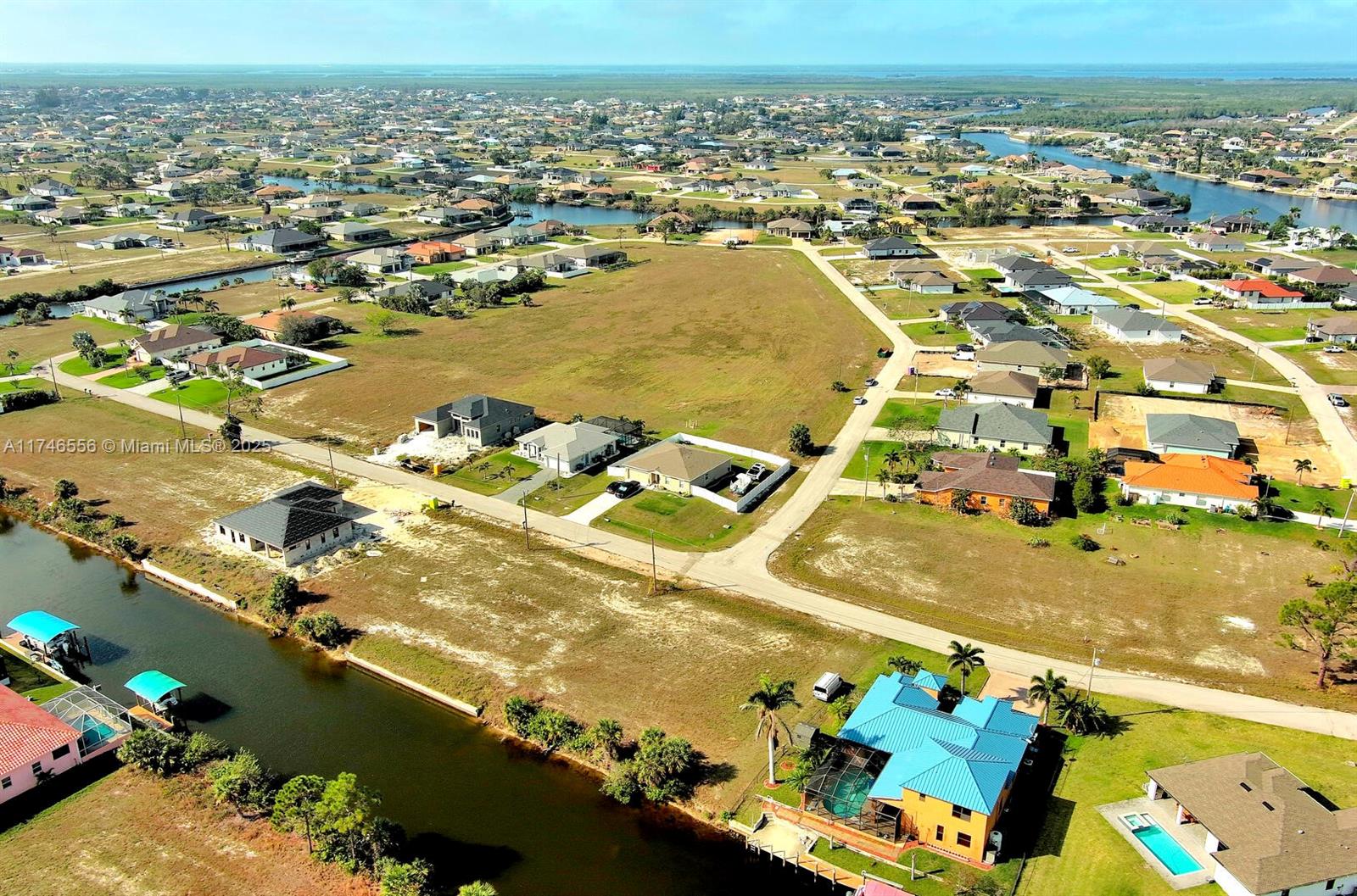 1939 NW 34th Pl Cape Coral, FL 33993